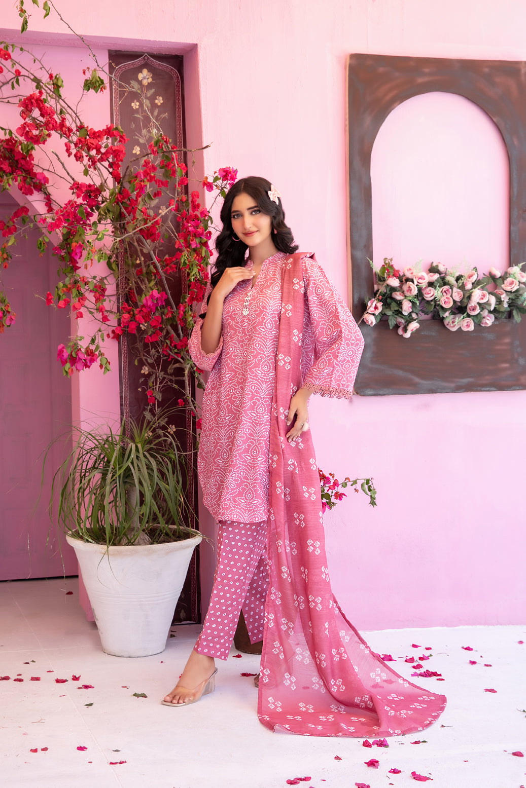 CORA VOL-02 BY TAWAKKAL LUXURY PRINTED LAWN 3PIECE STITCHED COLLECTION 2026 D#-05