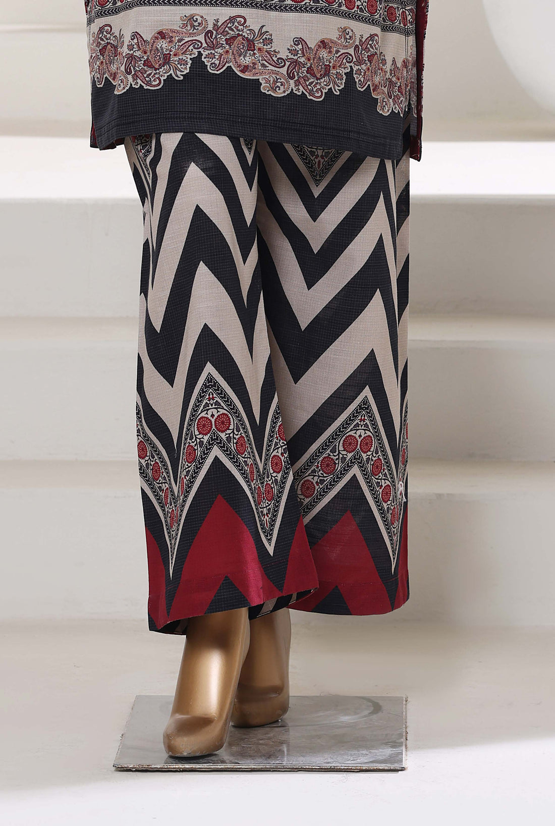 SADABAHAR LUXURY KHADDAR 2PIECE DIGITAL PRINTED STITCHED COLLECTION 2025 VOL-01 . SDKH- 2119