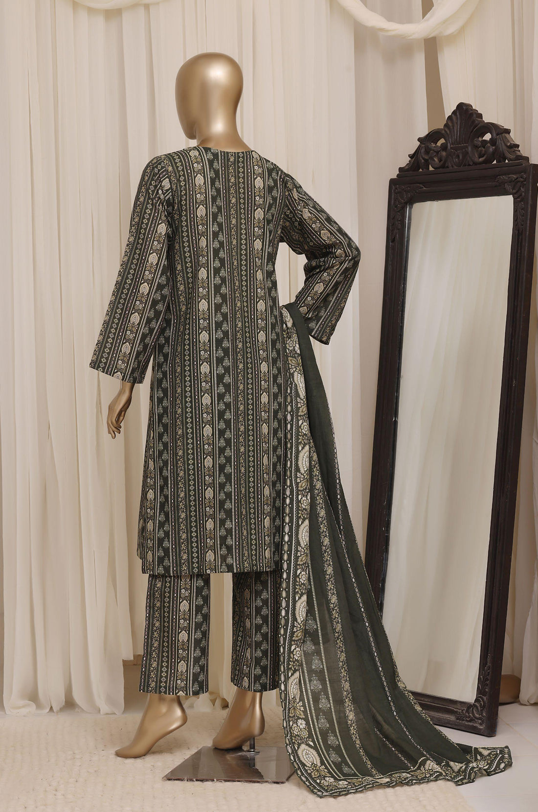 Sadabahar Luxury Khaddar Printed Winter 3Piece Vol-01 Collection SDKH-07