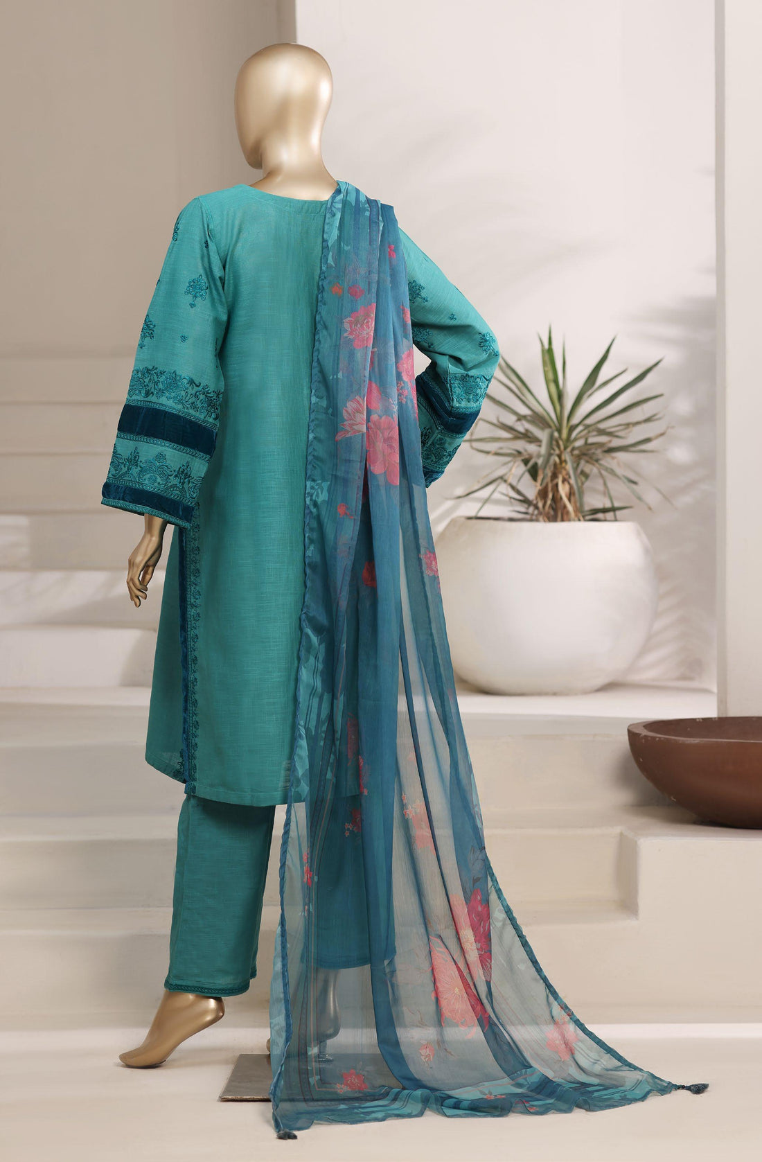 Sadabahar Festive Luxury Lawn Cotton Embroidery 3Piece Stitched COLLECTION 2026. D-05