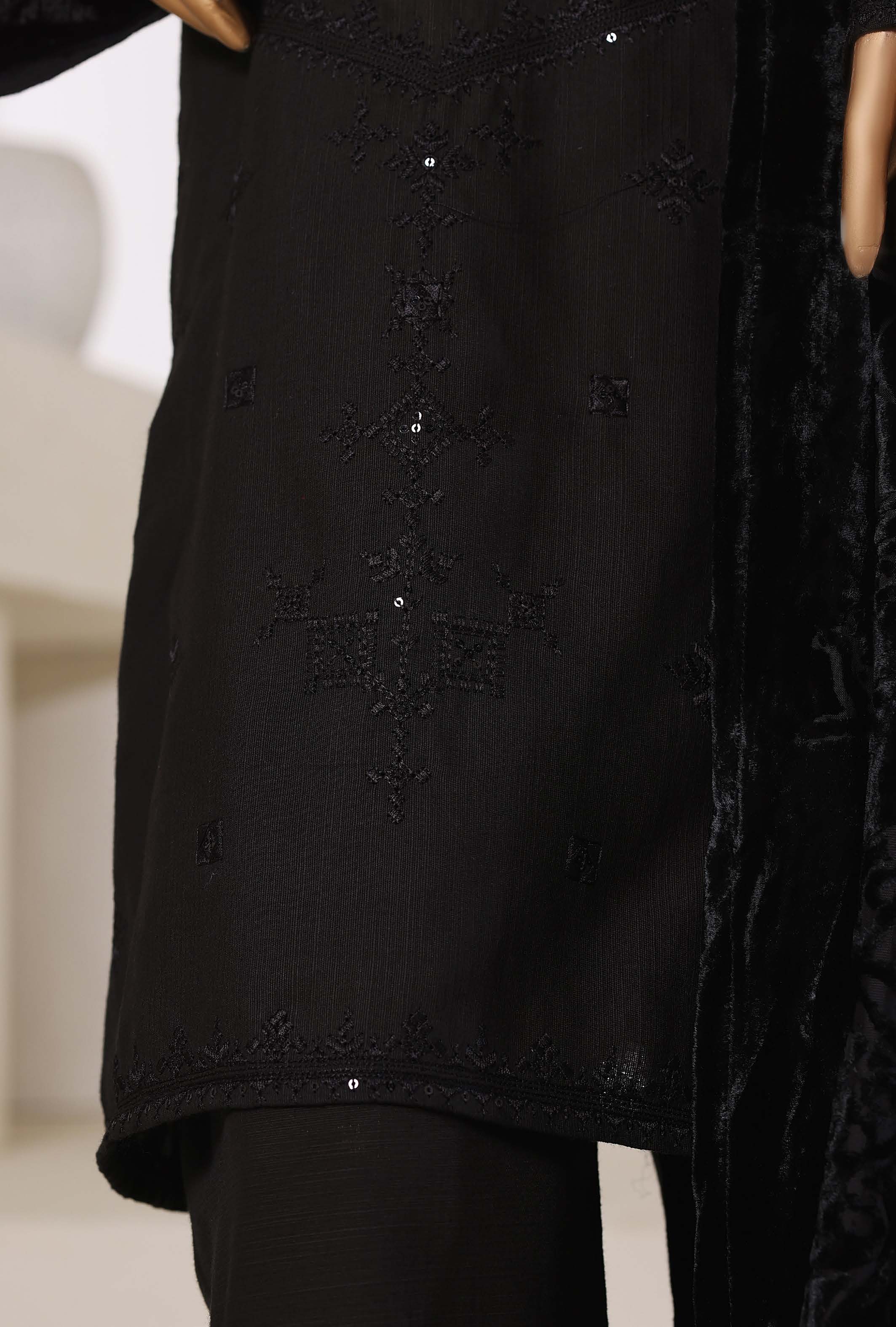 Sadabahar Stitched Embroidery Khaddar 3Piece With Palachi Shwal Collection 2025 LEKP -02