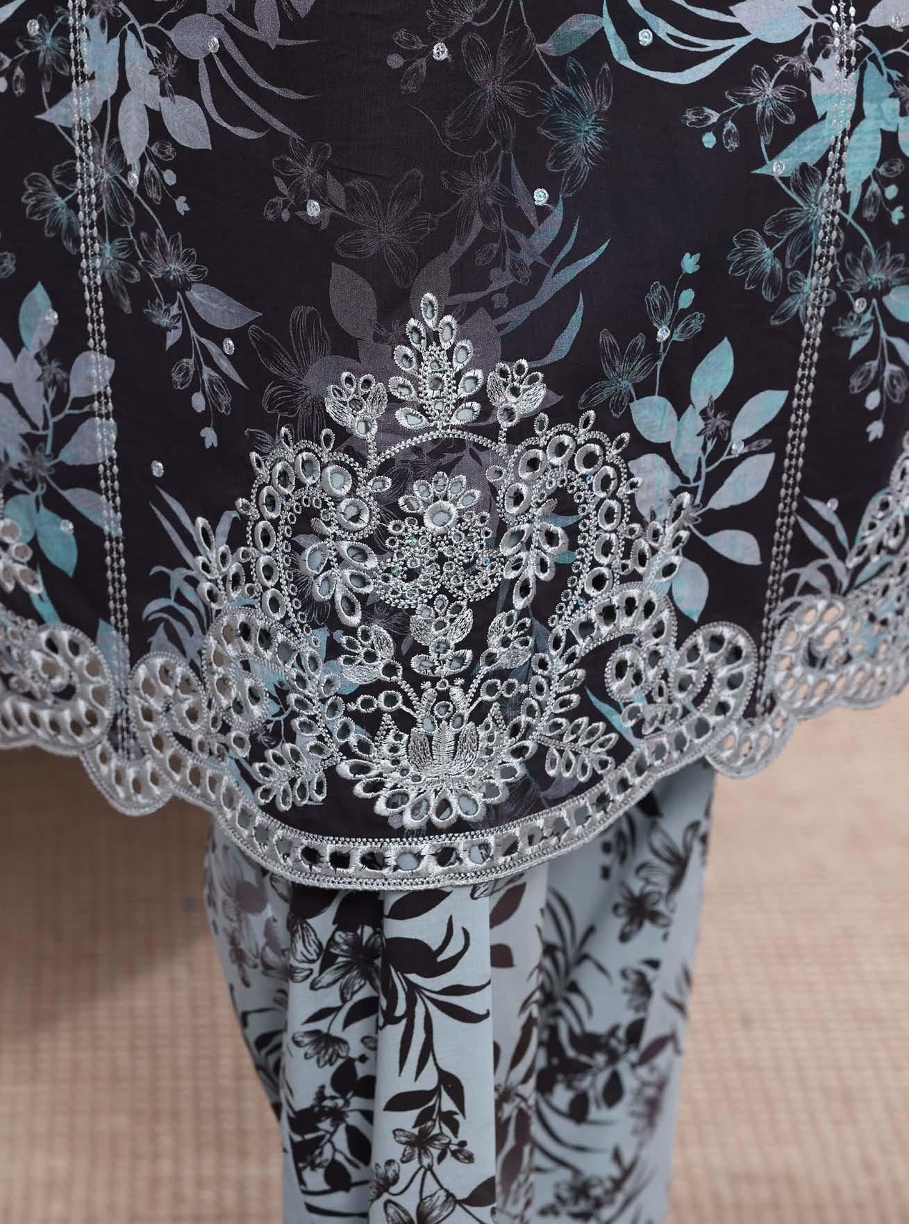 HZ °GULDOZI° Luxury Lawn Embroidery 3Piece Stitched Collection 2026 D#05