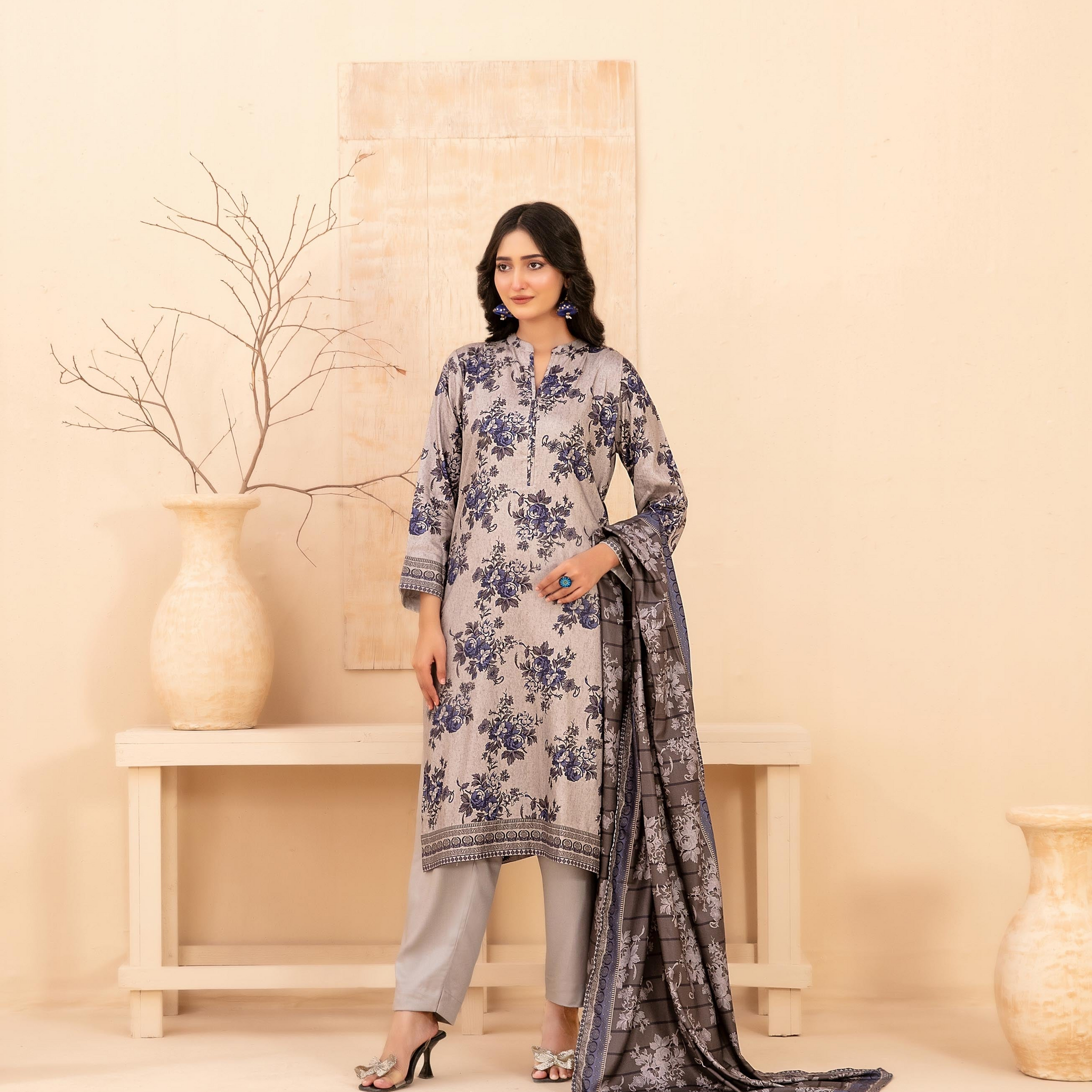 Shahid Tawakkal BASEERA — Unstitched 3Piece Collection Staple Digital Printed with Twill fabric Collection 2025 D-10