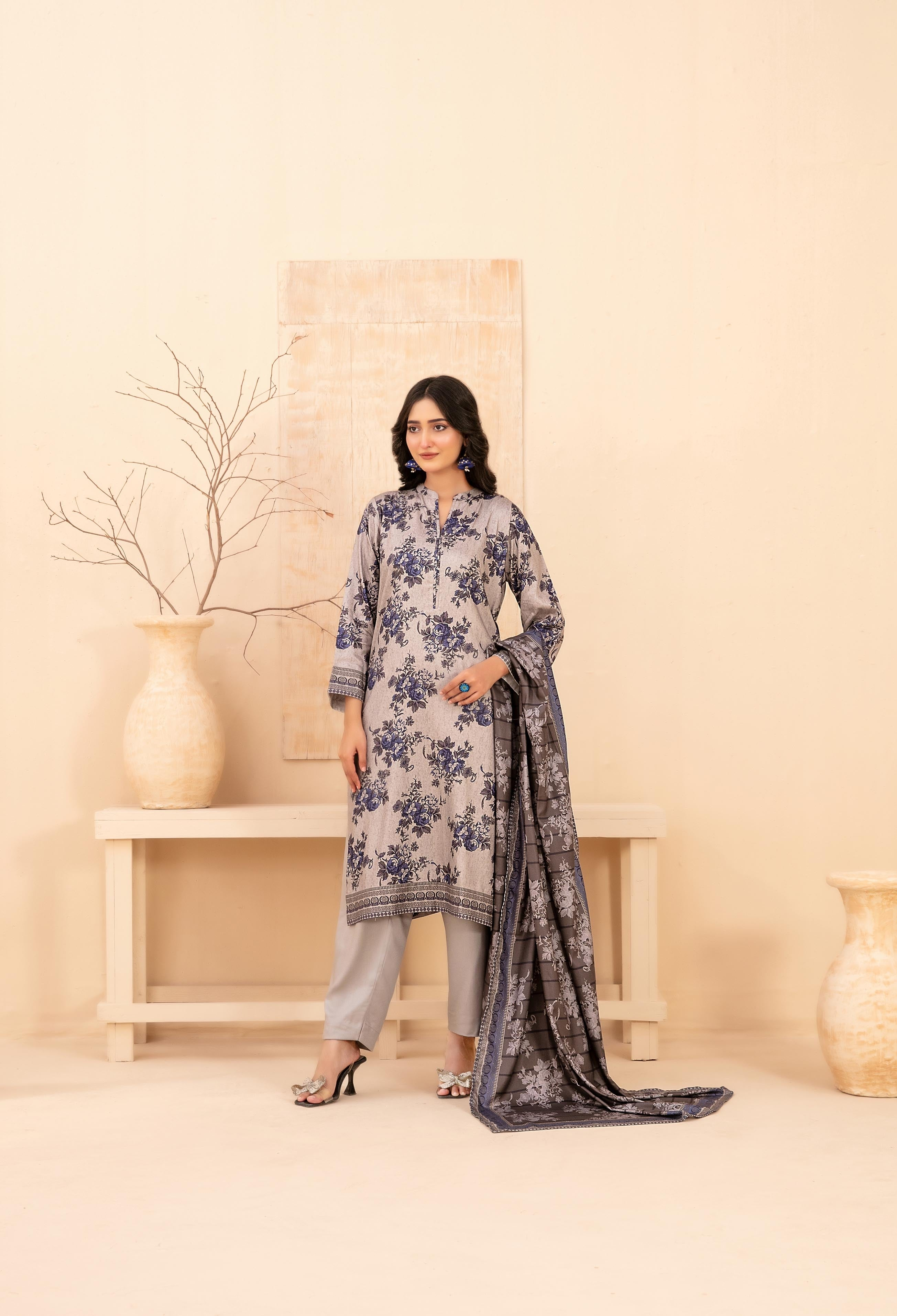 Shahid Tawakkal BASEERA — Unstitched 3Piece Collection Staple Digital Printed with Twill fabric Collection 2025 D-10