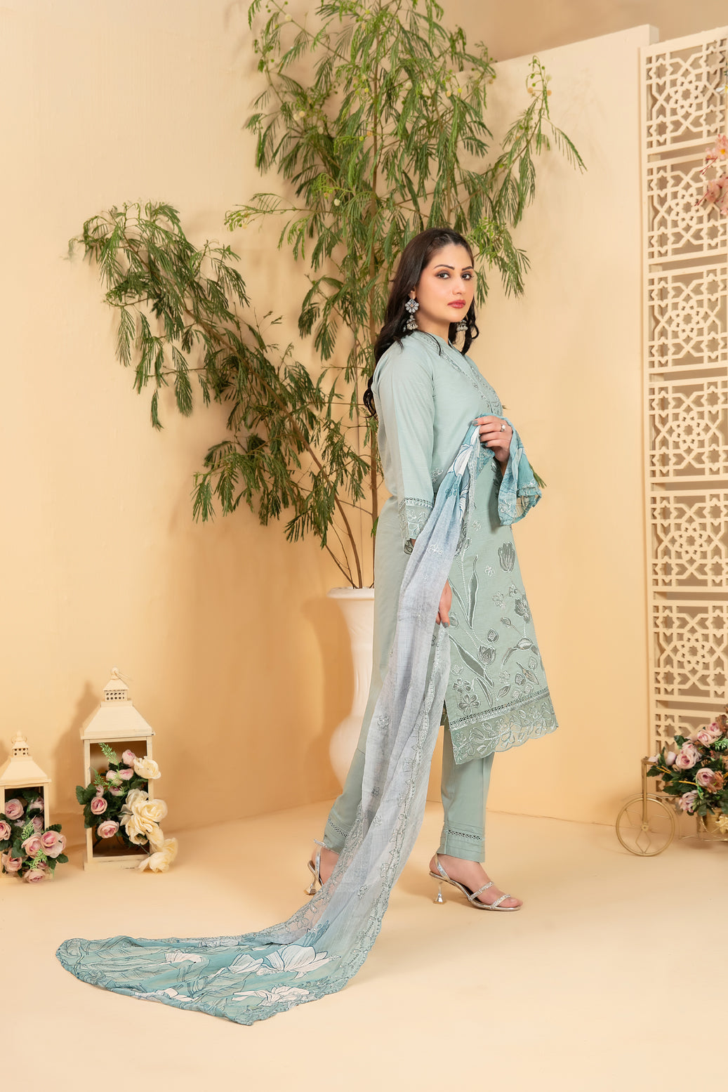 TAABIR BY TAWAKKAL LUXURY FESTIVAL 3PIECE STITCHED COLLECTION 2026 D#02