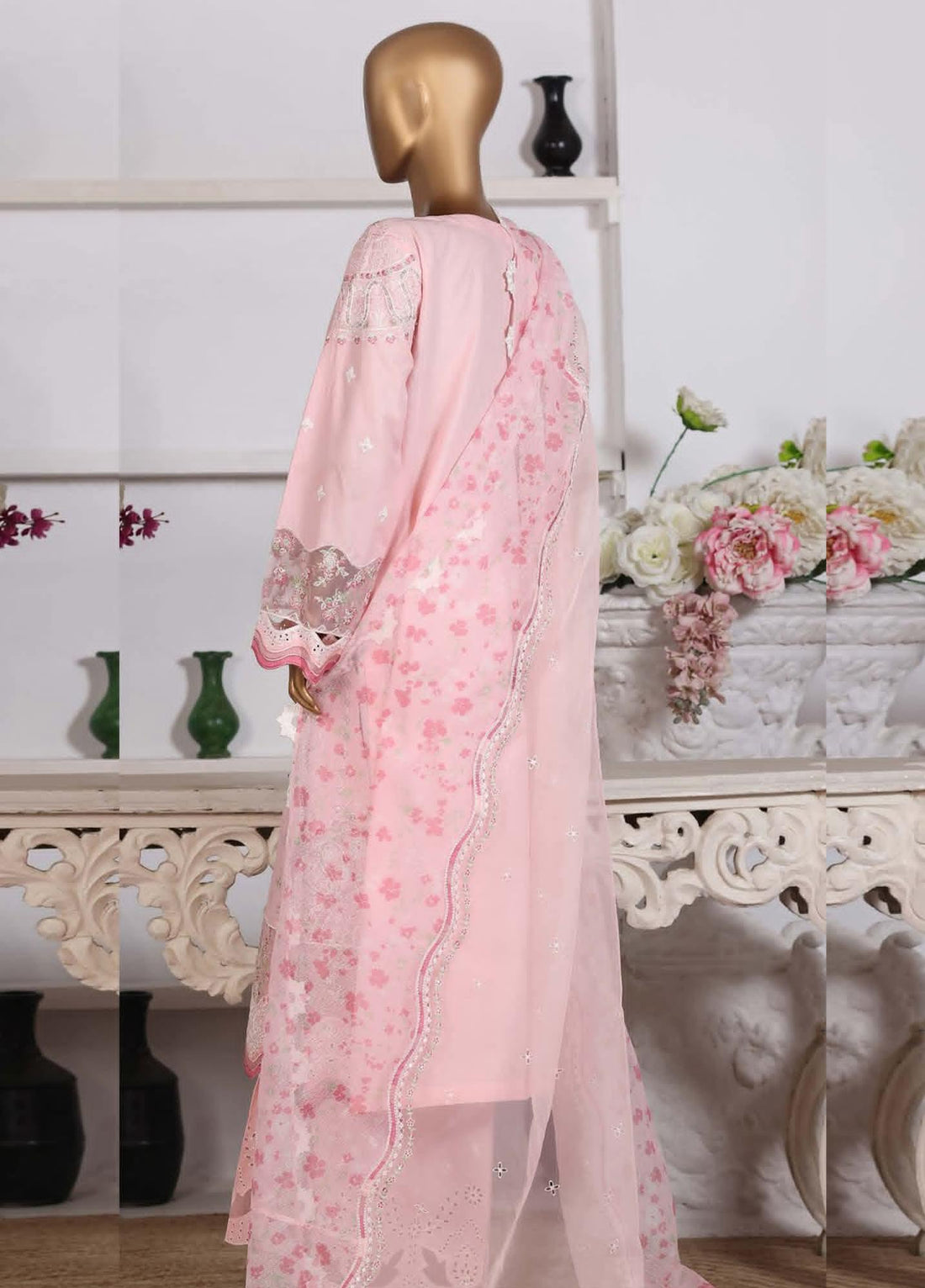 Hz Muse Luxury Heavy Embroidery Festive 3Piece Stitched Collection 2026 D#-09