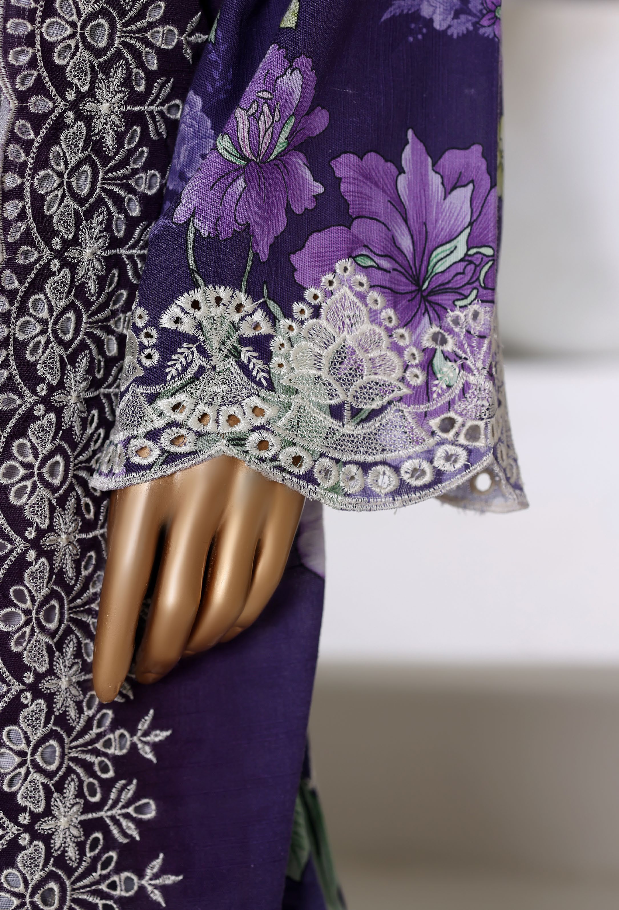 SADABAHAR RTW FUSION LASER CHICKENKARI EMBROIDERED KHADDAR 3PIECE COLLECTION 2025 SFKE -02