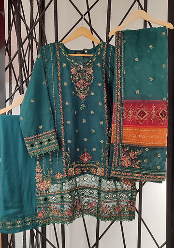 SADABAHAR LUXURY FORMAL FESTIVE °MAHPARA° ORGANZA EMBROIDERED 3PIECE STITCHED COLLECTION 2025 D-29