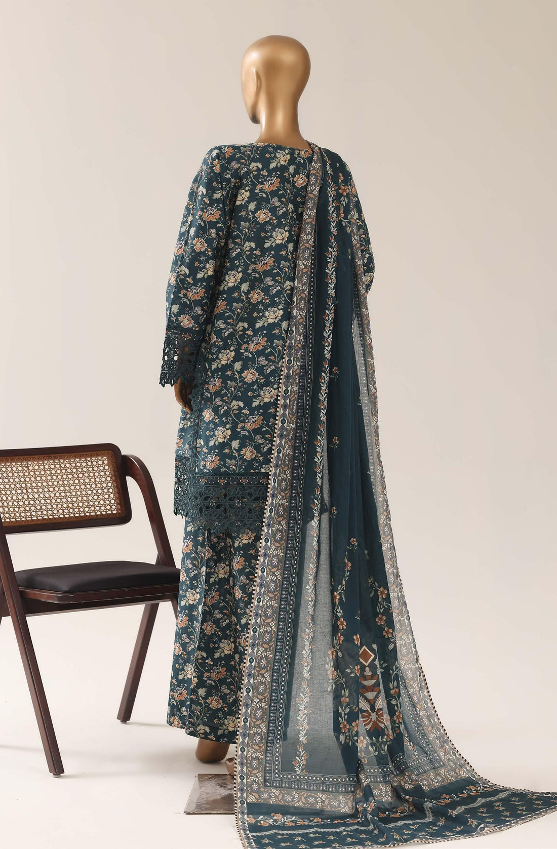 Sadabahar Malika Embroidery Lawn Short Length 3Piece Stitched Vol-08 Collection 2026 D#03