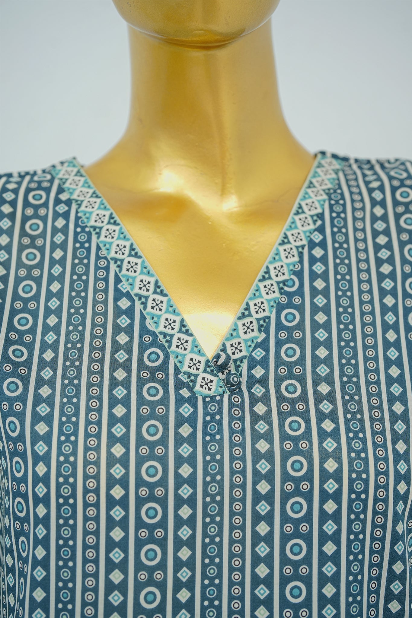BIN SAEED Luxury Lawn Printed 3pcs Stitched Vol-30 3Piece Stitched COLLECTION 2026 D#-125