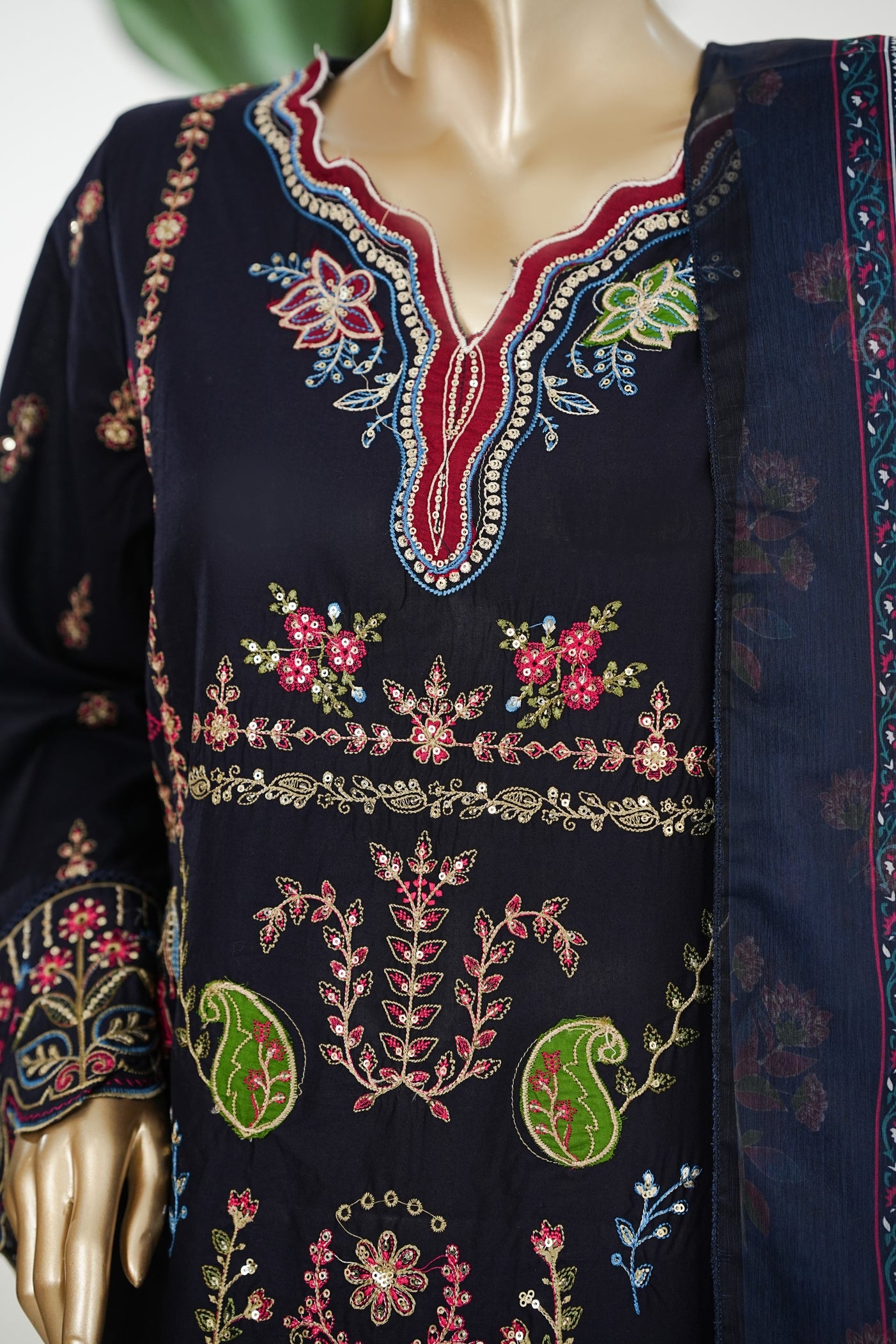 Bin Saeed Luxury Laserkari Heavy Embroidery Festive 3Piece Stitched Collection 2026 D#-08