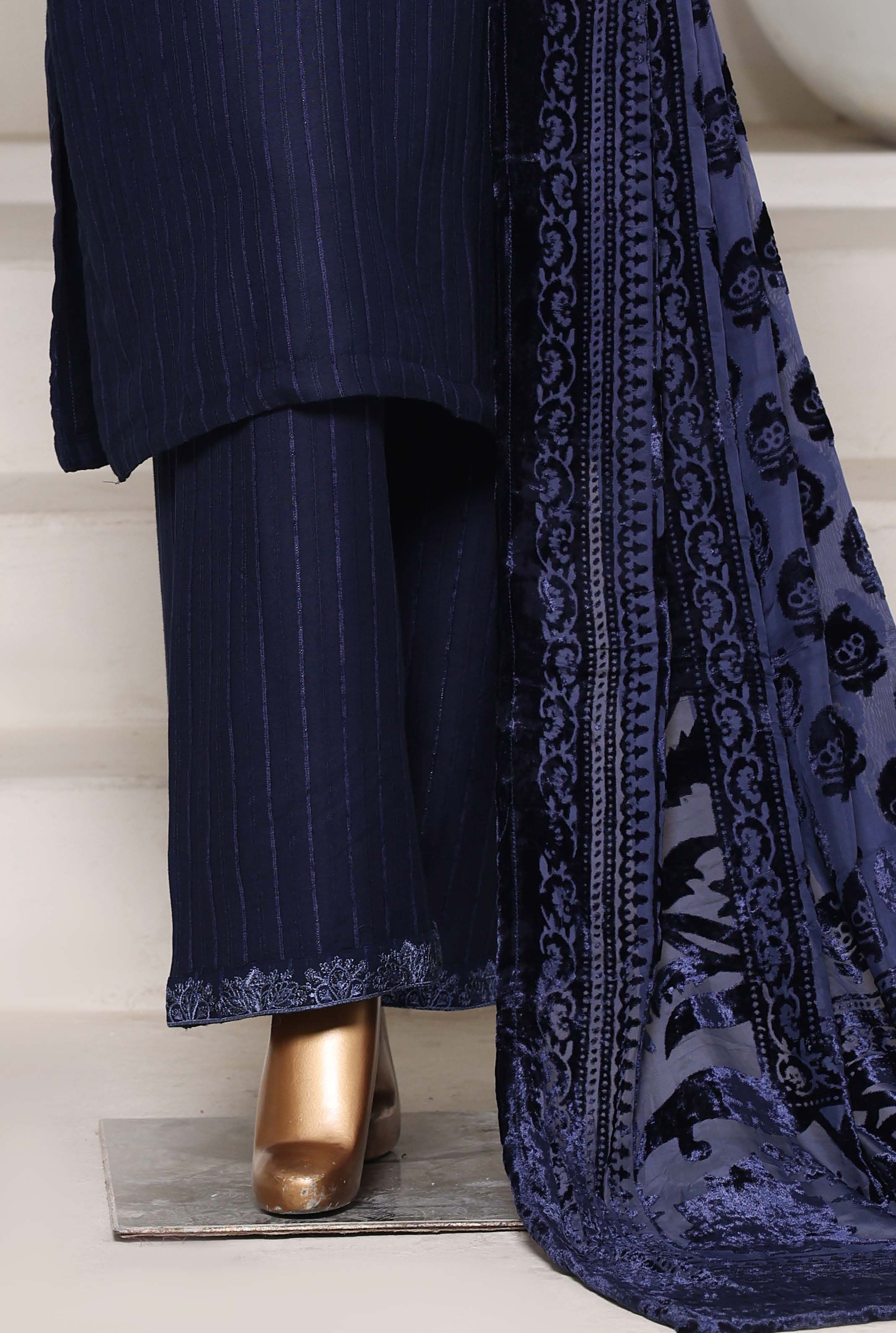 Sadabahar Stitched Winter Embroidery Dhanak 3Piece With Palachi Shwal Collection 2025 SDPL -04