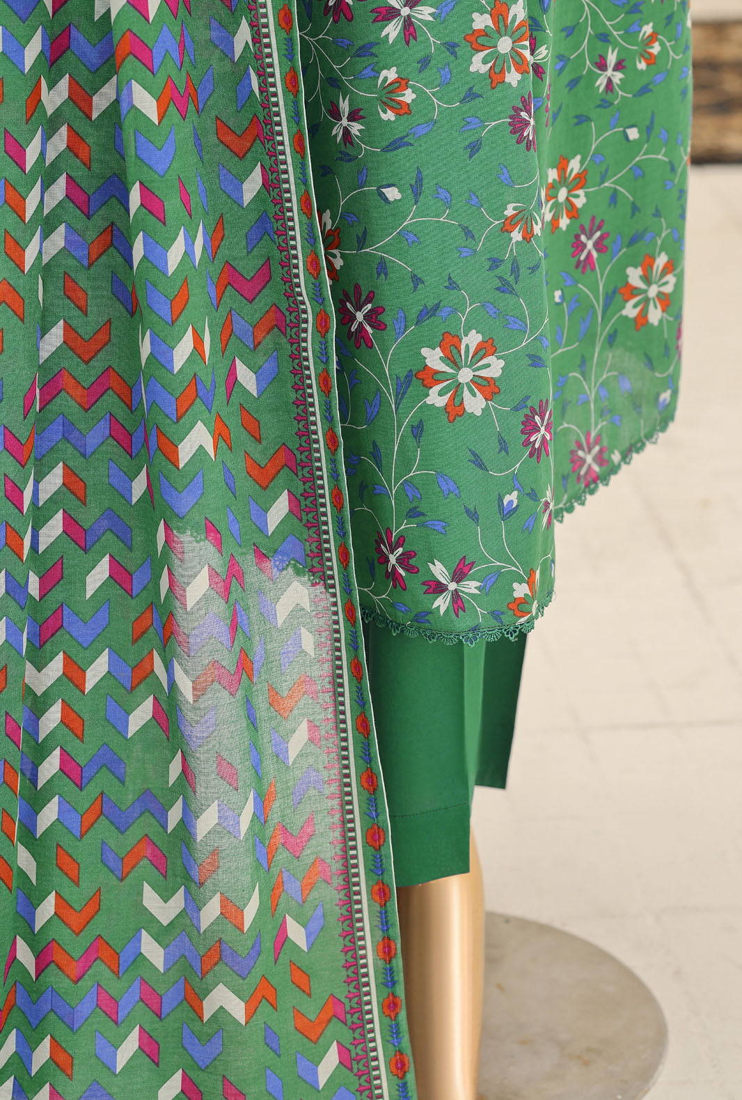 Summer Shades by HZ Textiles Digital Printed Lawn Suit Unstitched 3 Piece Collection 2026 D#-08