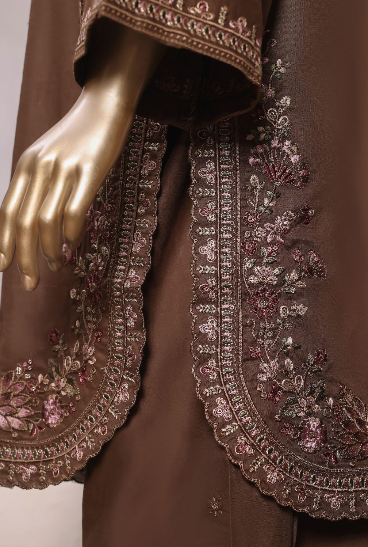 Sadabahar Luxury Eclair Solid Lawn Embroidery 3Piece Stitched Collection ECL-1016