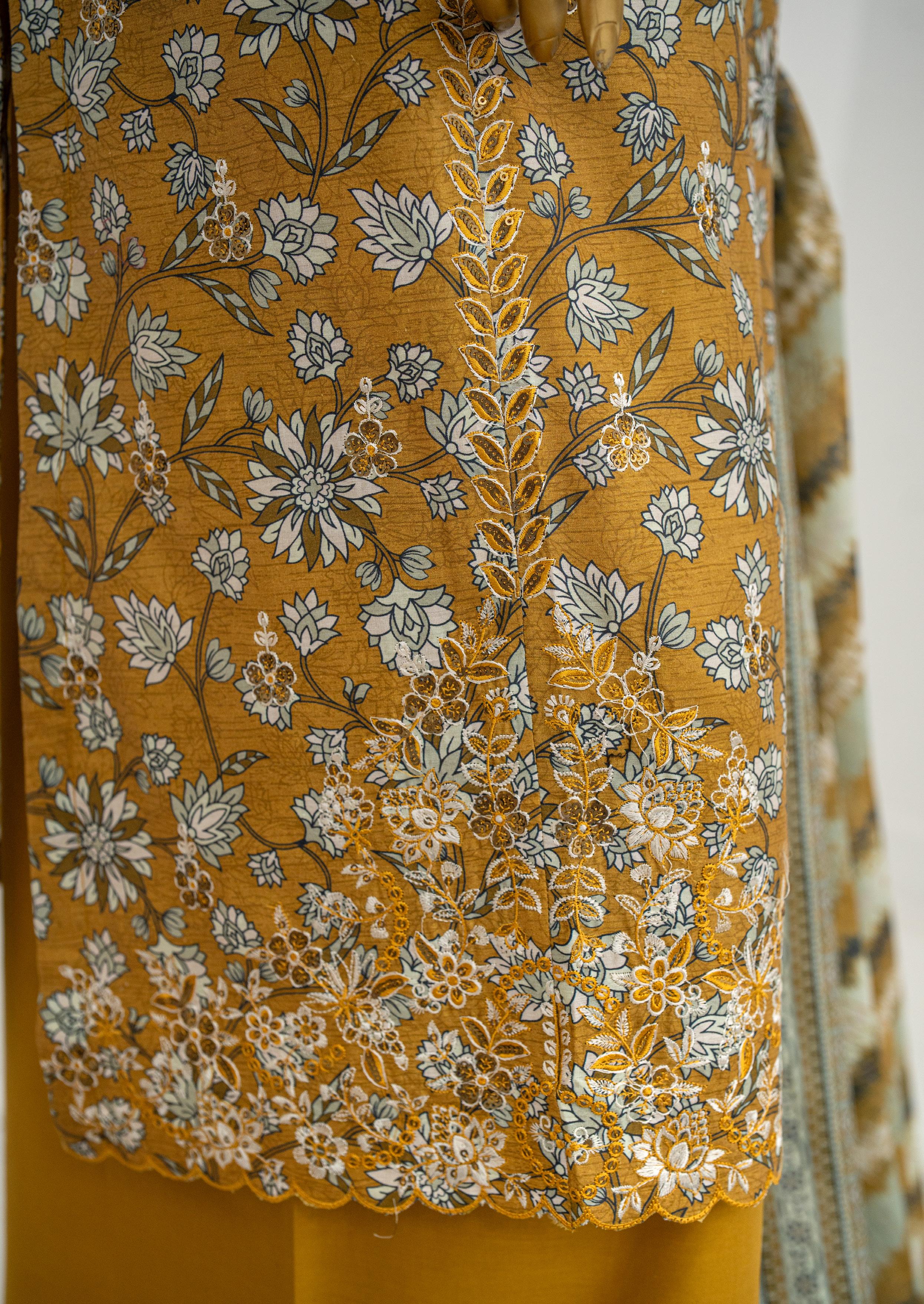 Bin Saeed Luxury Exclusive Embroidery 3 Piece Stitched Lawn Collection 2026 D#03