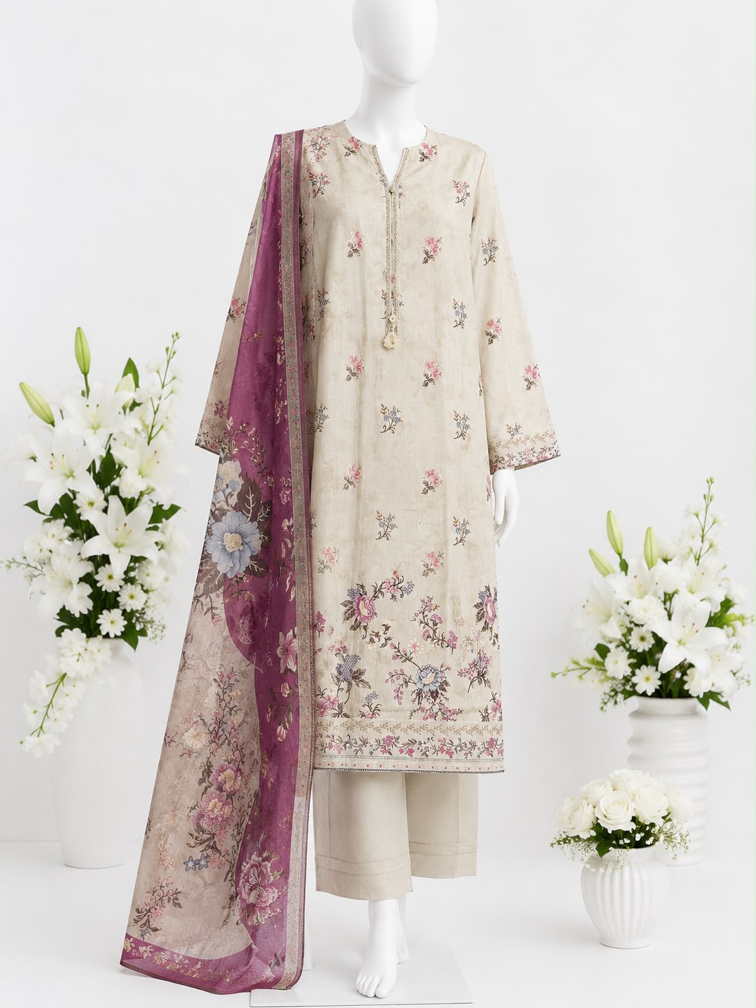 Sadabahar Lawn Printed Vol-14 3Piece Stitched Collection 2026 D#-04