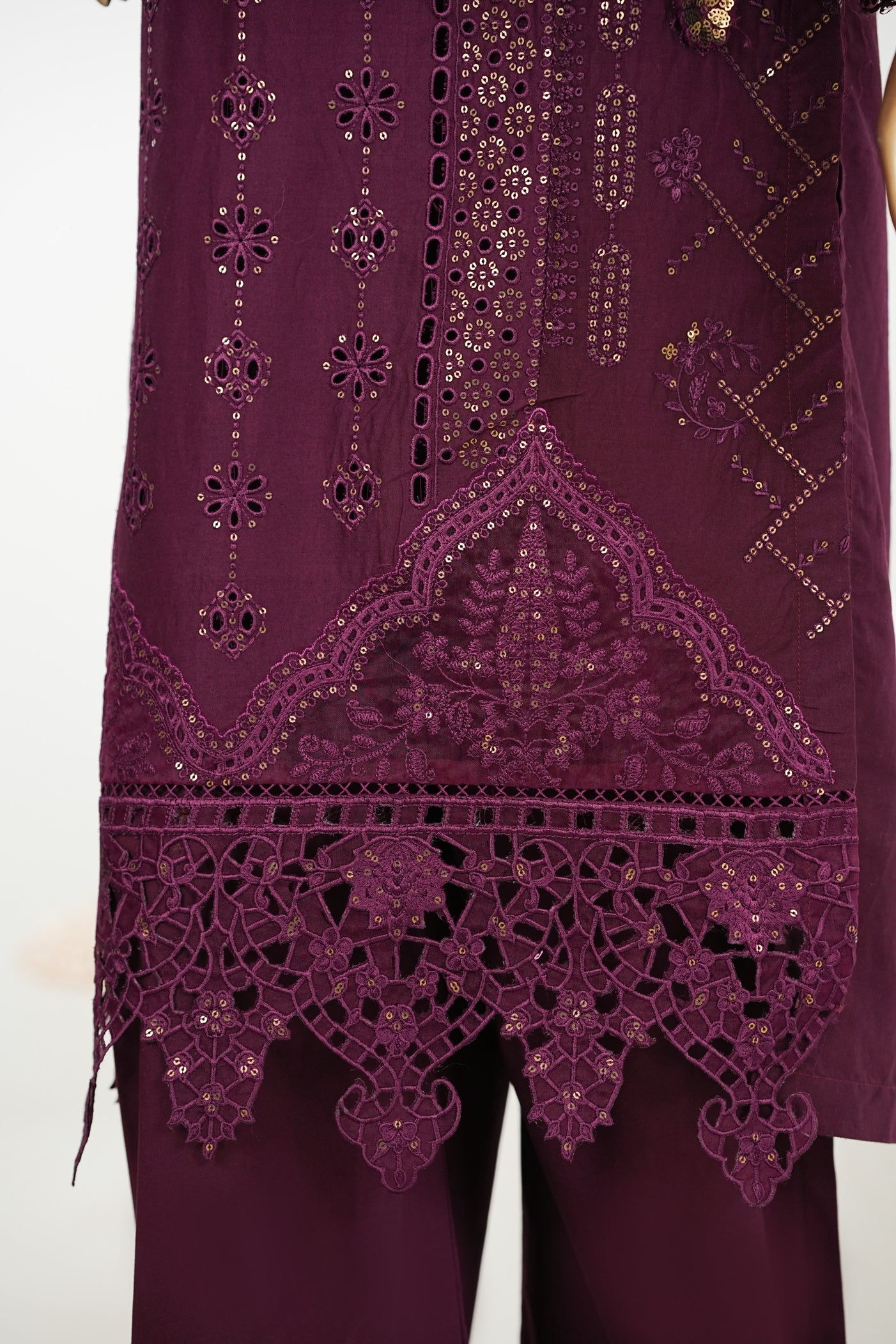 Bin Saeed Luxury Laserkari Heavy Embroidery Festive 3Piece Stitched Collection 2026 D#-05