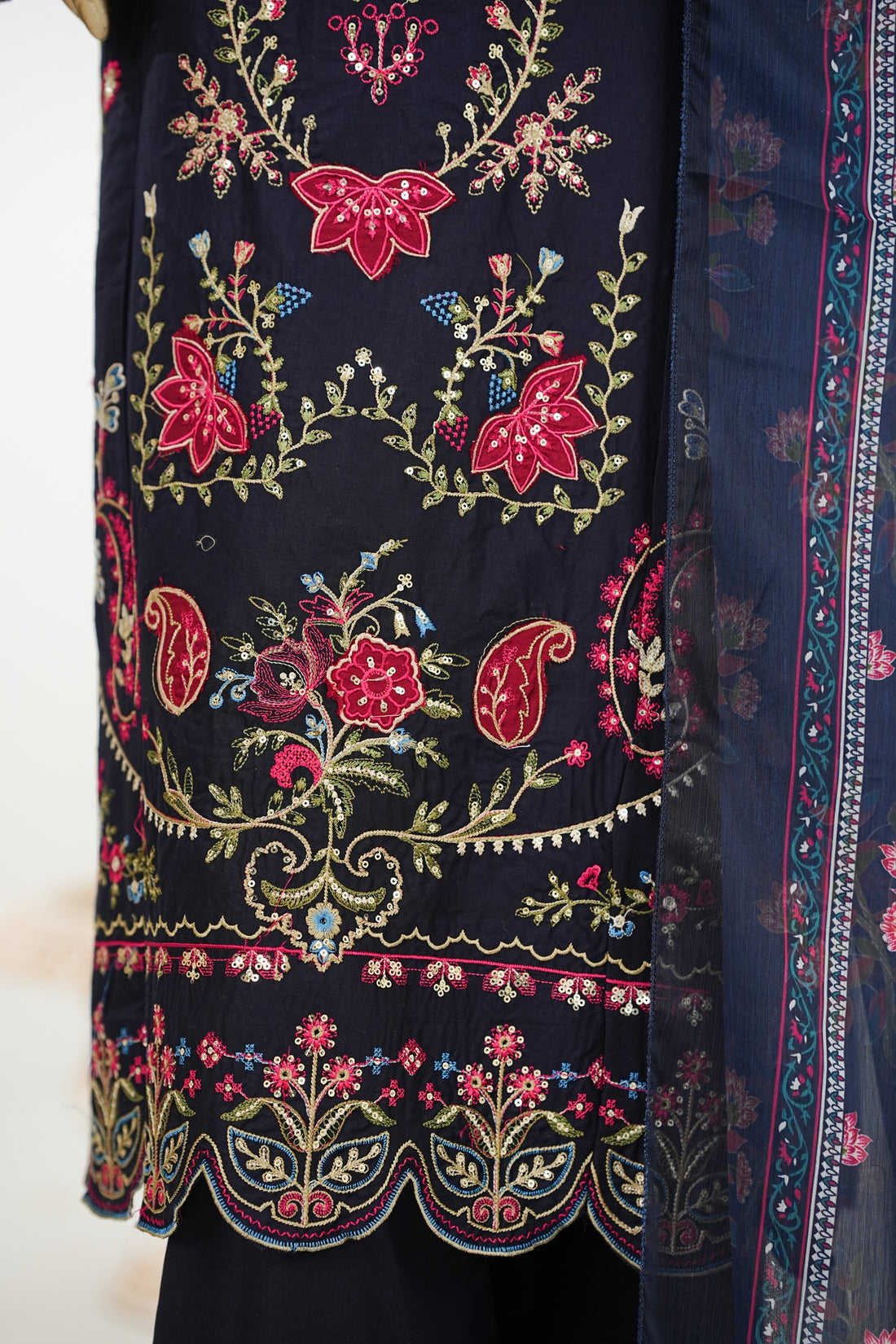 Bin Saeed Luxury Laserkari Heavy Embroidery Festive 3Piece Stitched Collection 2026 D#-08