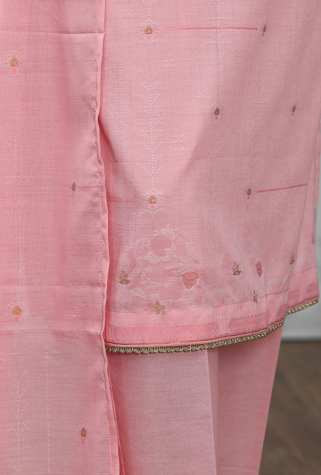 Valencia By HZ Textiles Embroidered Jacquard Suit Unstitched 3 Piece Collection 2025 D-04