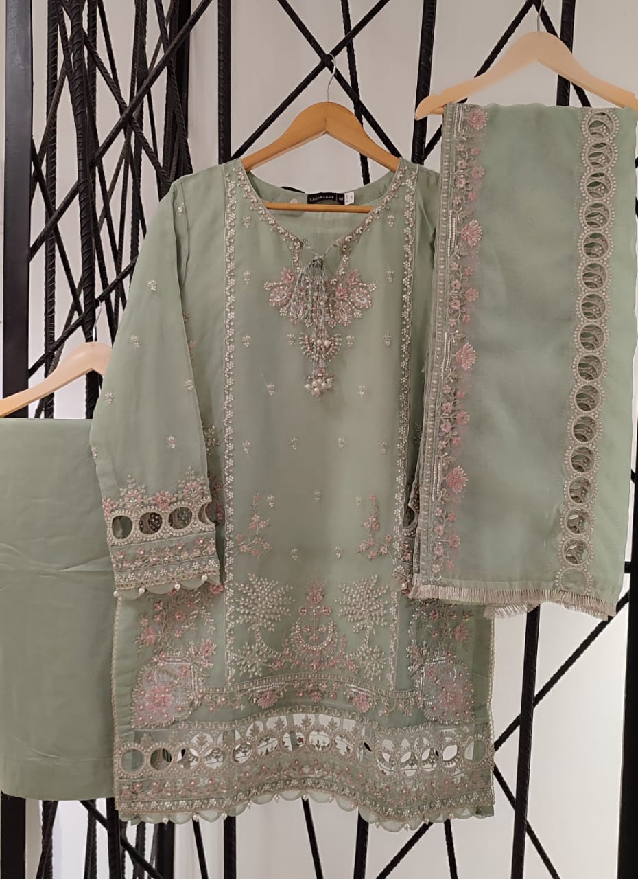 SADABAHAR LUXURY FORMAL FESTIVE °MAHPARA° ORGANZA EMBROIDERED 3PIECE STITCHED COLLECTION 2025 D-07