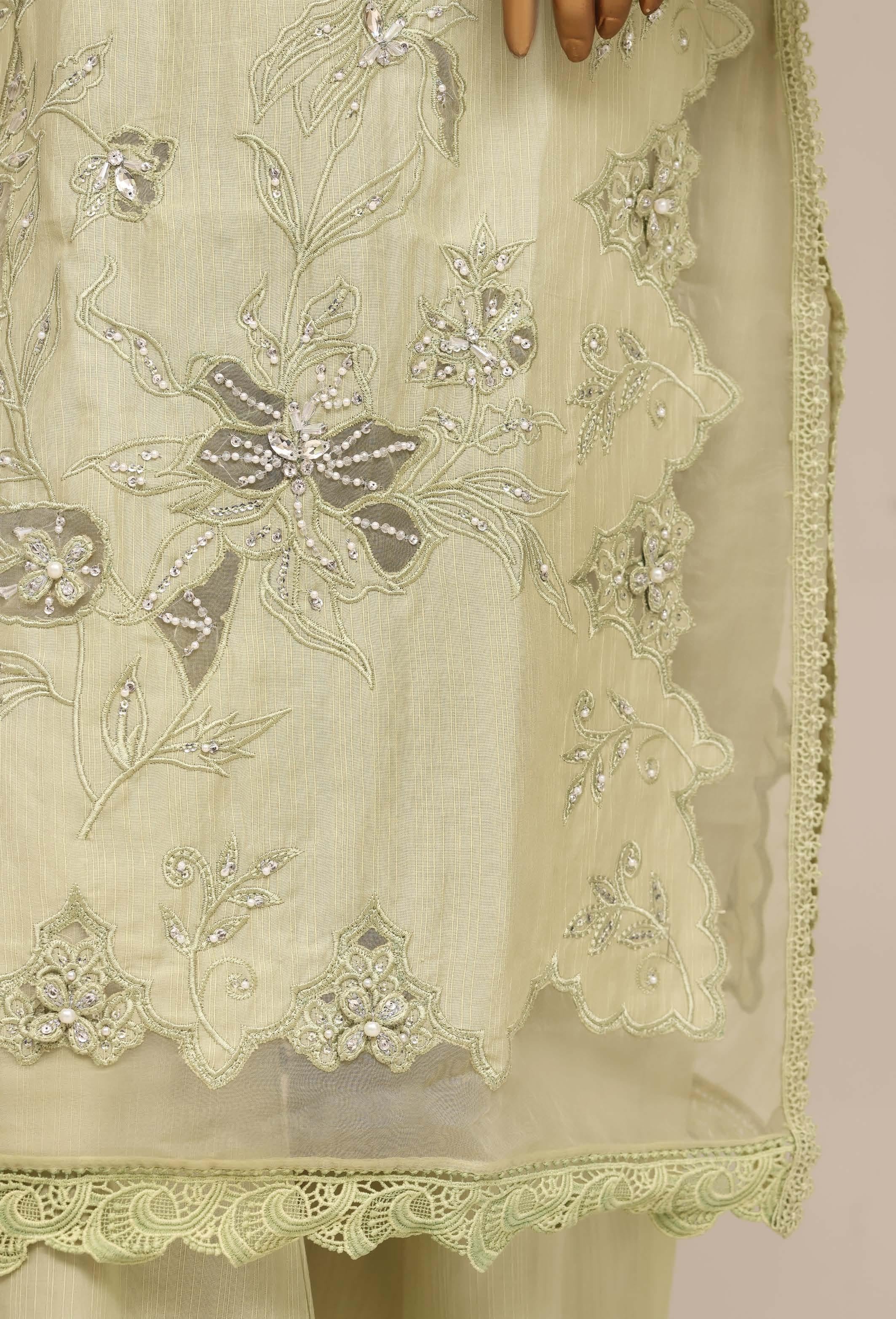 Sadabahar Luxury Slub Lawn Embroidery Stitched Vol-15 Collection 2026. LEL-06