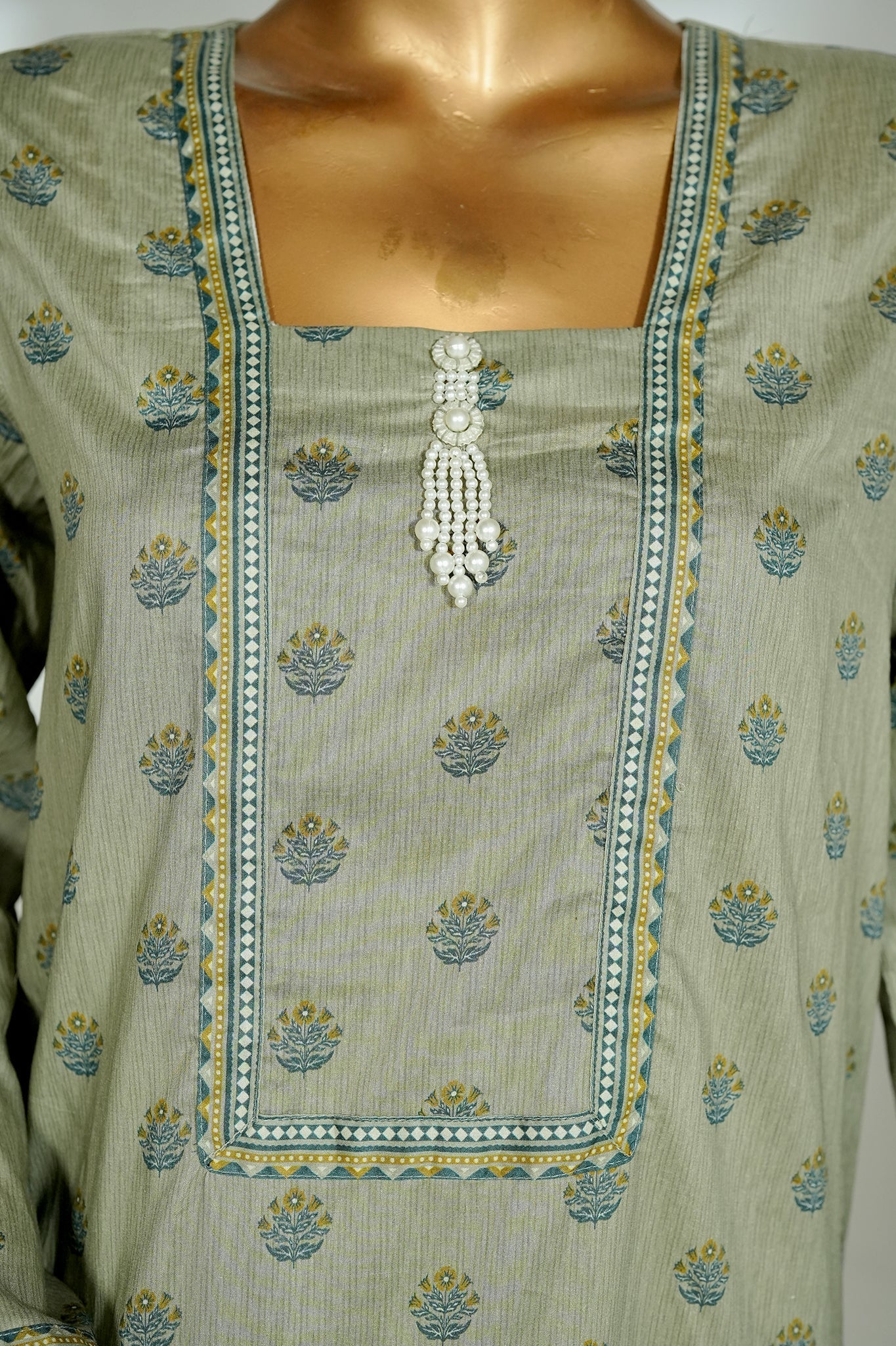 BIN SAEED Luxury Lawn Printed 3pcs Stitched Vol-30 3Piece Stitched COLLECTION 2026 D#-137