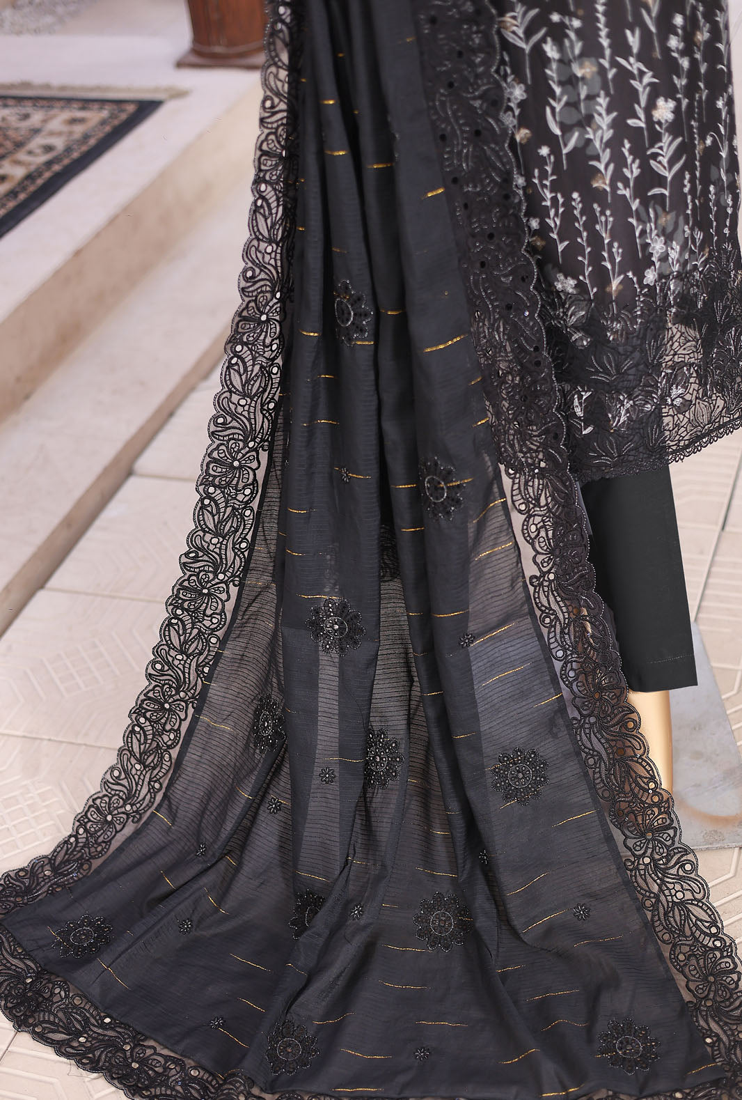 Ninokara by HZ Textiles Embroidered Jacquard Suit Unstitched 3 Piece Collection Vol-03 2026 D#-10