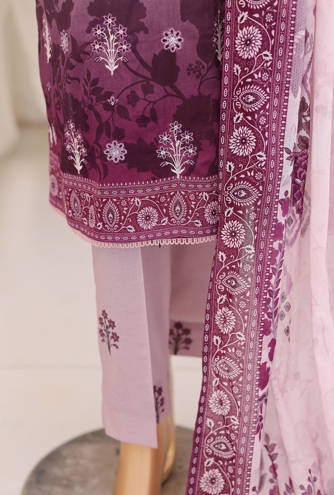 Virsa by HZ Textiles Embroidered Lawn Unstitched 3Piece Collection 2026 D#-04