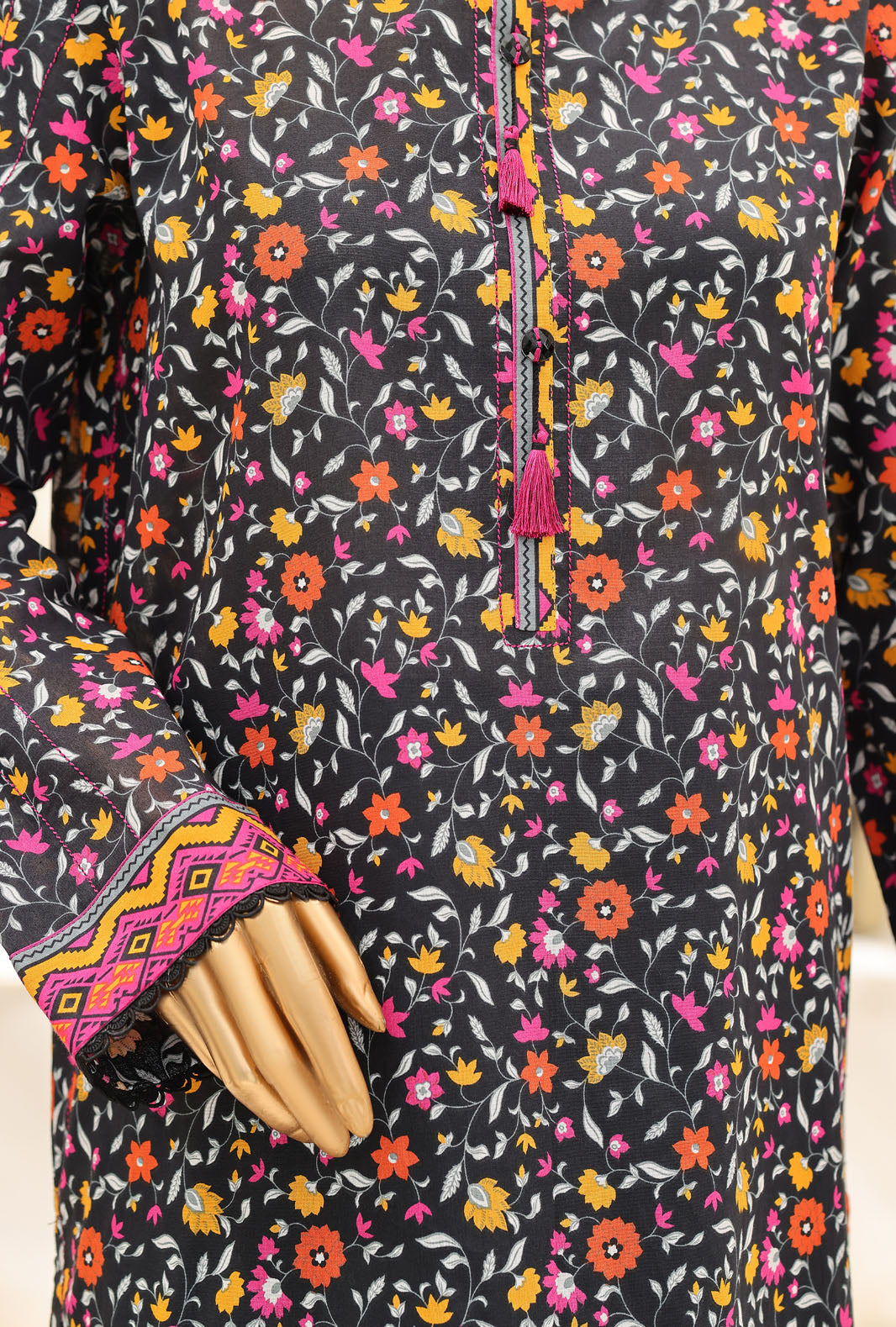 Summer Shades by HZ Textiles Digital Printed Lawn Suit Unstitched 3 Piece Collection 2026 D#-03