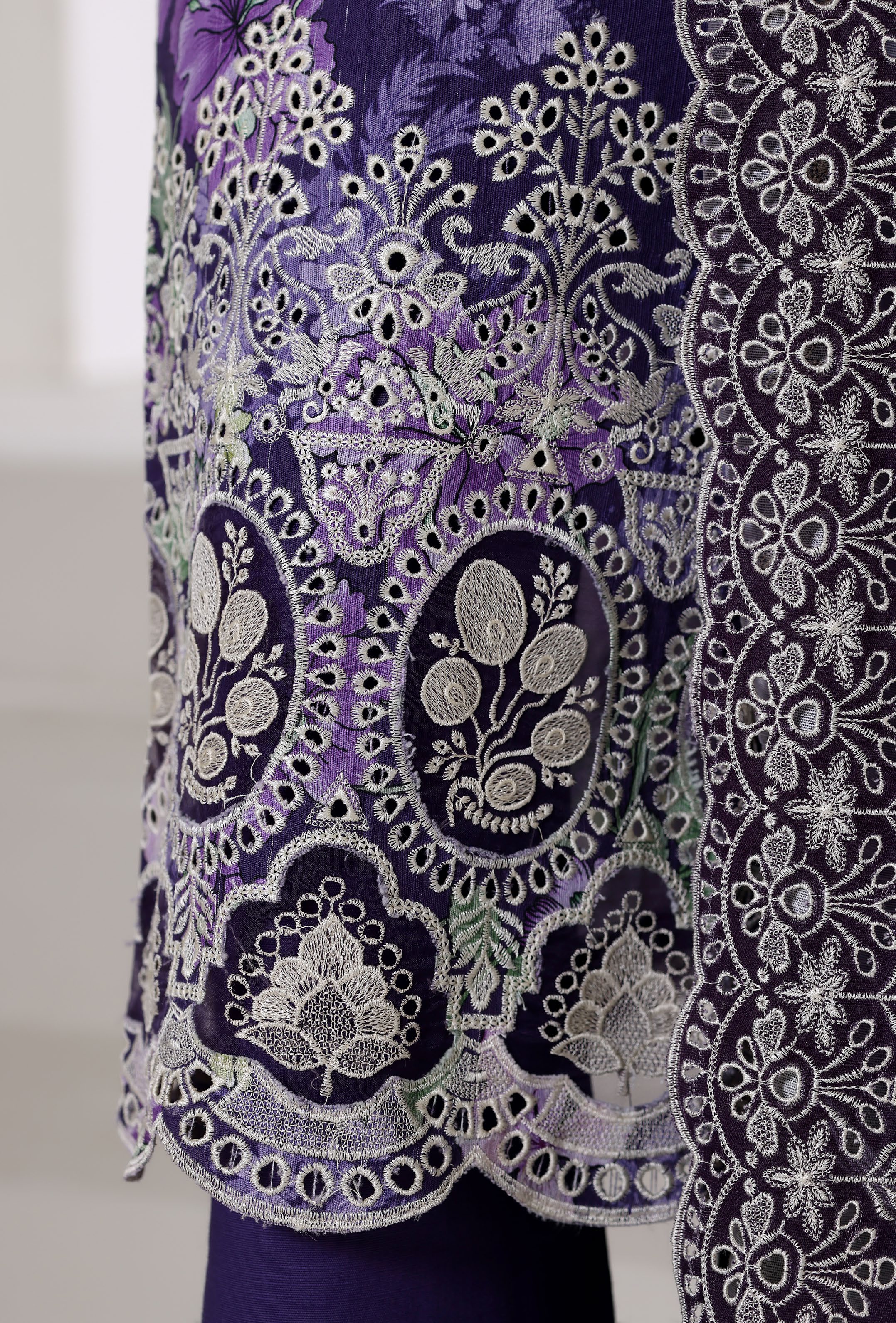 SADABAHAR RTW FUSION LASER CHICKENKARI EMBROIDERED KHADDAR 3PIECE COLLECTION 2025 SFKE -02