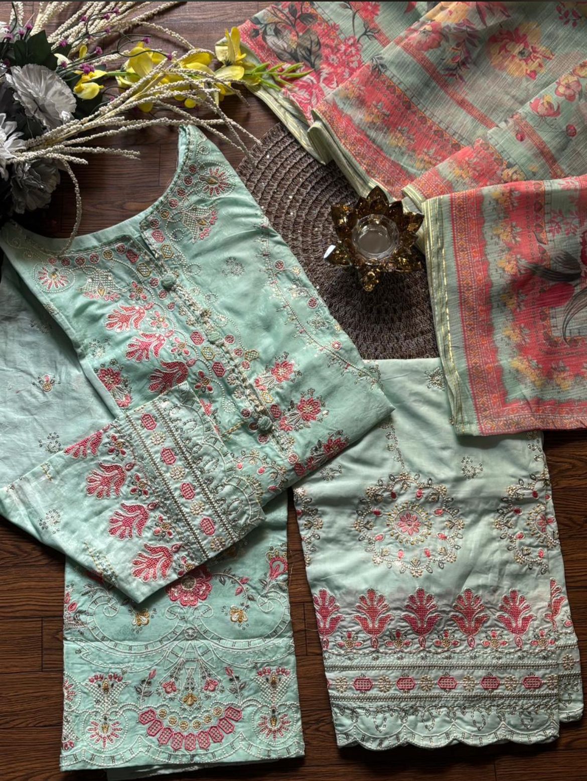 Bin Saeed Luxury Lawn Jacquard Fetive Embroidery 3Piece Stitched Vol-02 COLLECTION 2026. D-04