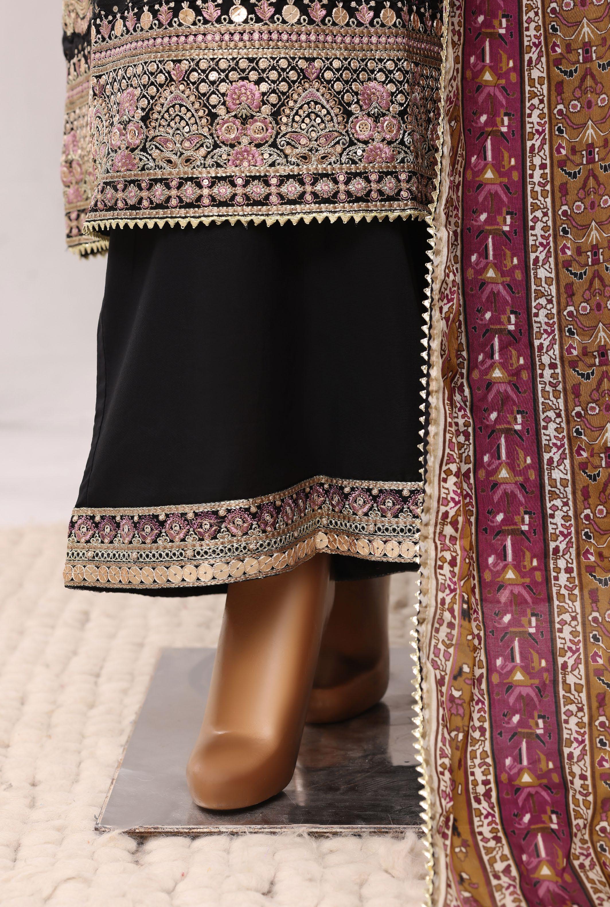 Sadabahar Luxury Regal Lawn With Digital Printed Lawn Dupatta 3Piece Stitched Festive Edition Collection 2026. D#-06