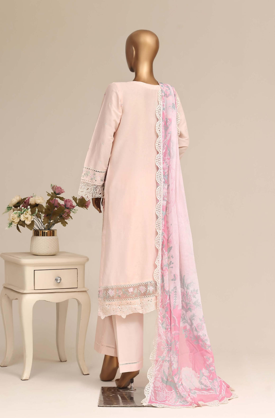 Sadabahar Luxury Slub Lawn Embroidery Stitched Vol-15 Collection 2026. LEL-04