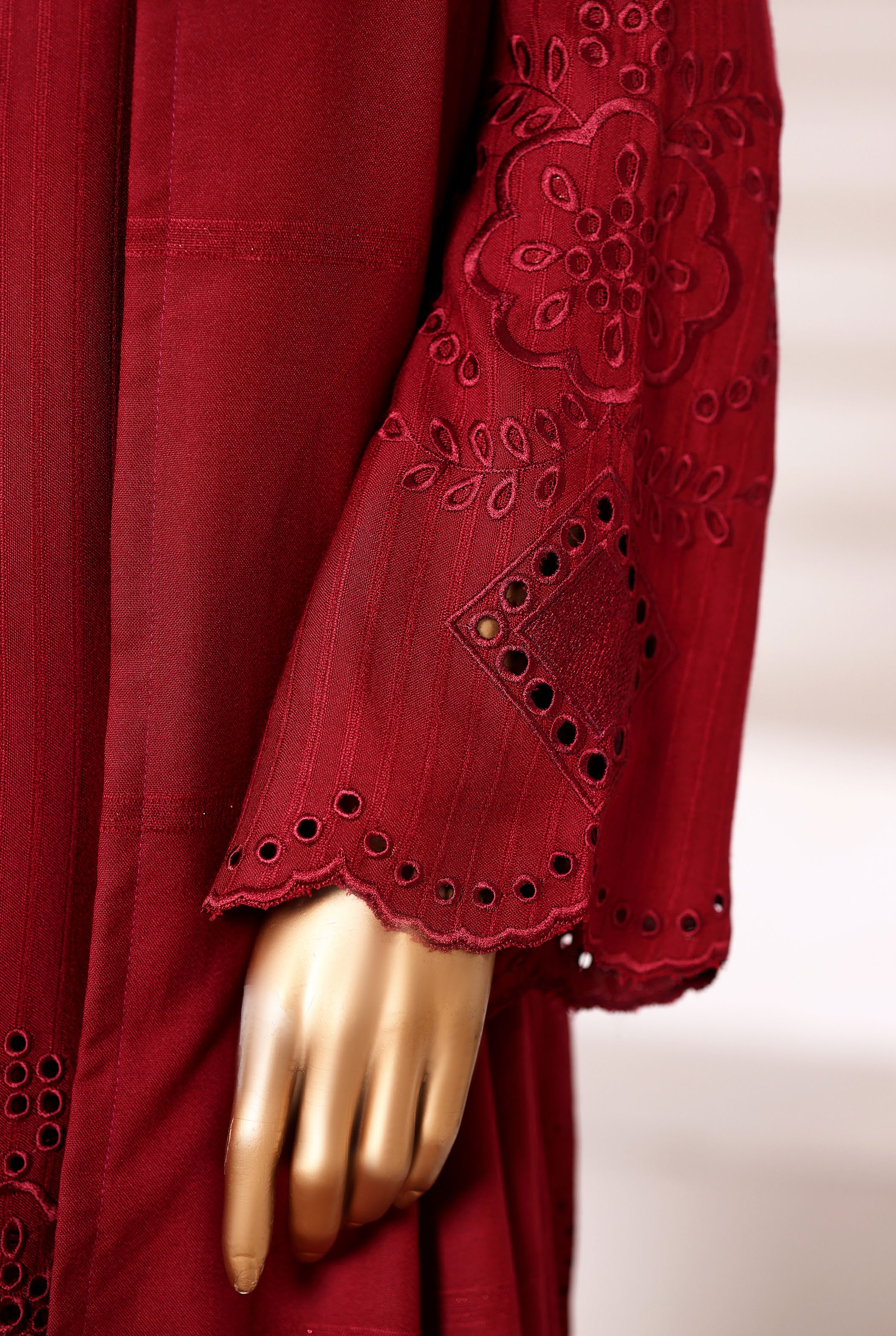 Sadabahar Stitched Vybe Winter Embroidery Dhanak 3Piece With Dhanak Shwal Collection 2025 SDES -02