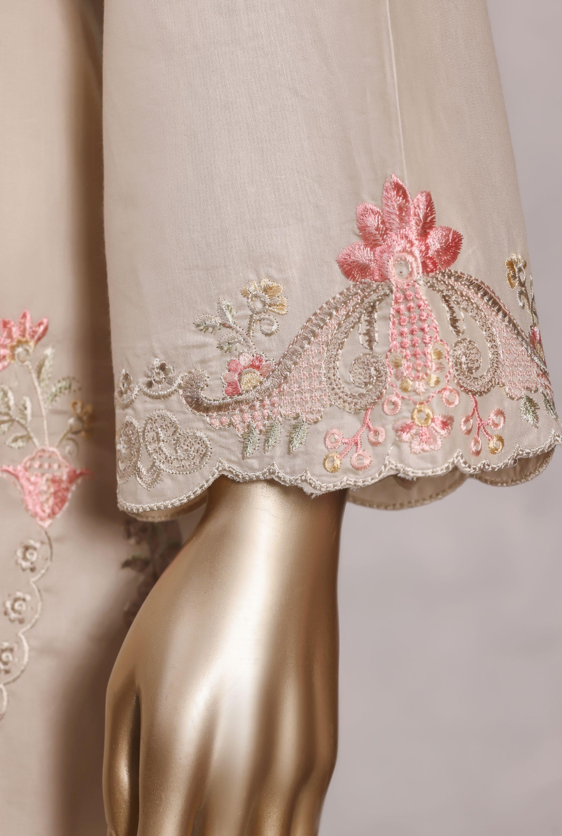 Sadabahar Luxury Eclair Solid Lawn Embroidery 3Piece Stitched Collection ECL-1015
