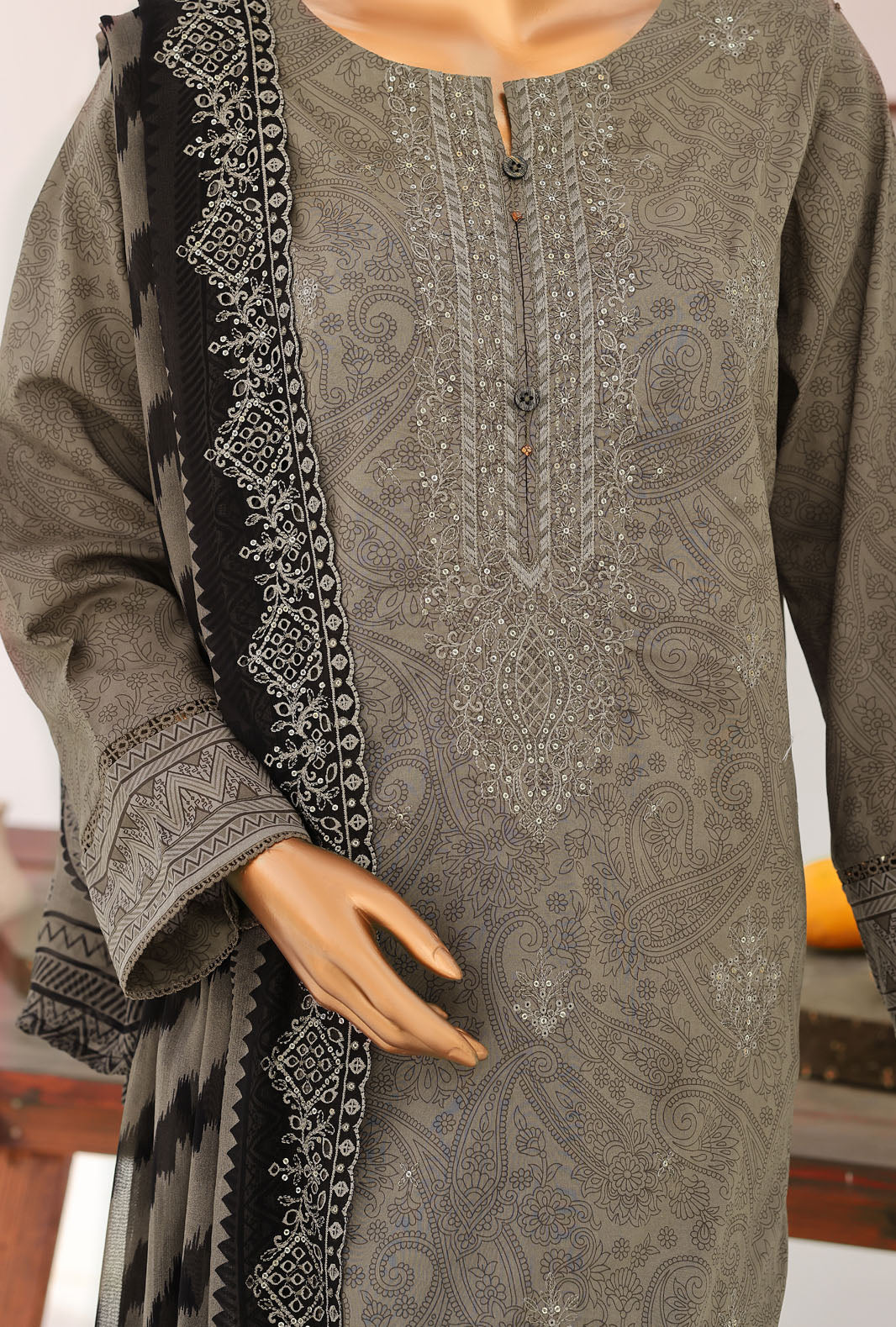 Premium Venice By HZ Textiles Embroidered With Chiffon Embroidery Dupatta Lawn Suit Unstitched 3 Piece Collection 2026 D#-06