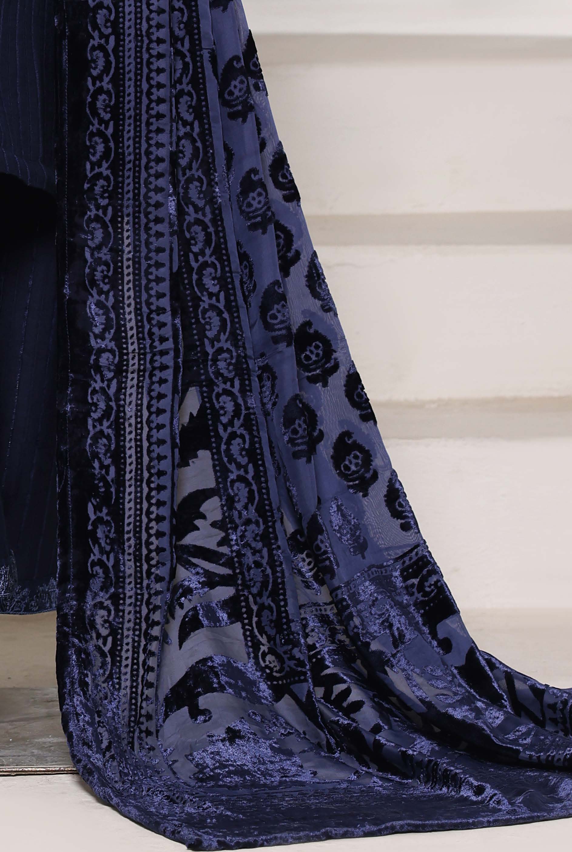 Sadabahar Stitched Winter Embroidery Dhanak 3Piece With Palachi Shwal Collection 2025 SDPL -04