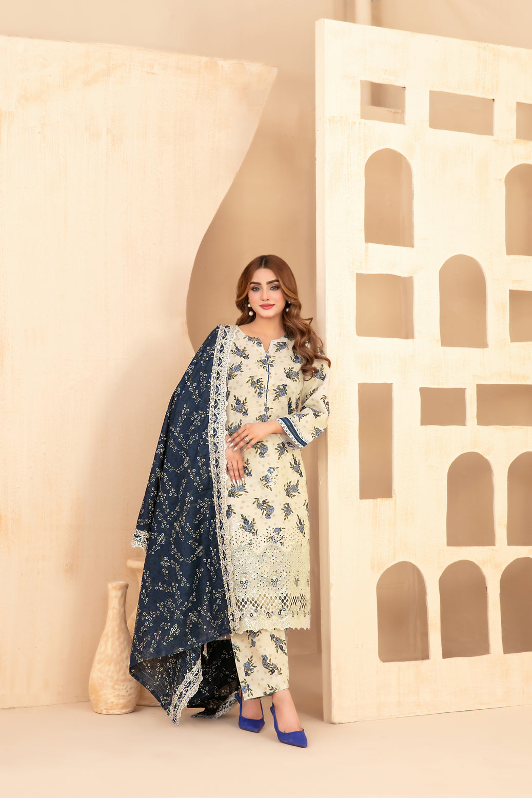 TAWAKKAL MAYESHA EMBROIDERED KHADDAR 3PIECE UNSTITCHED COLLECTION 2025 D-04