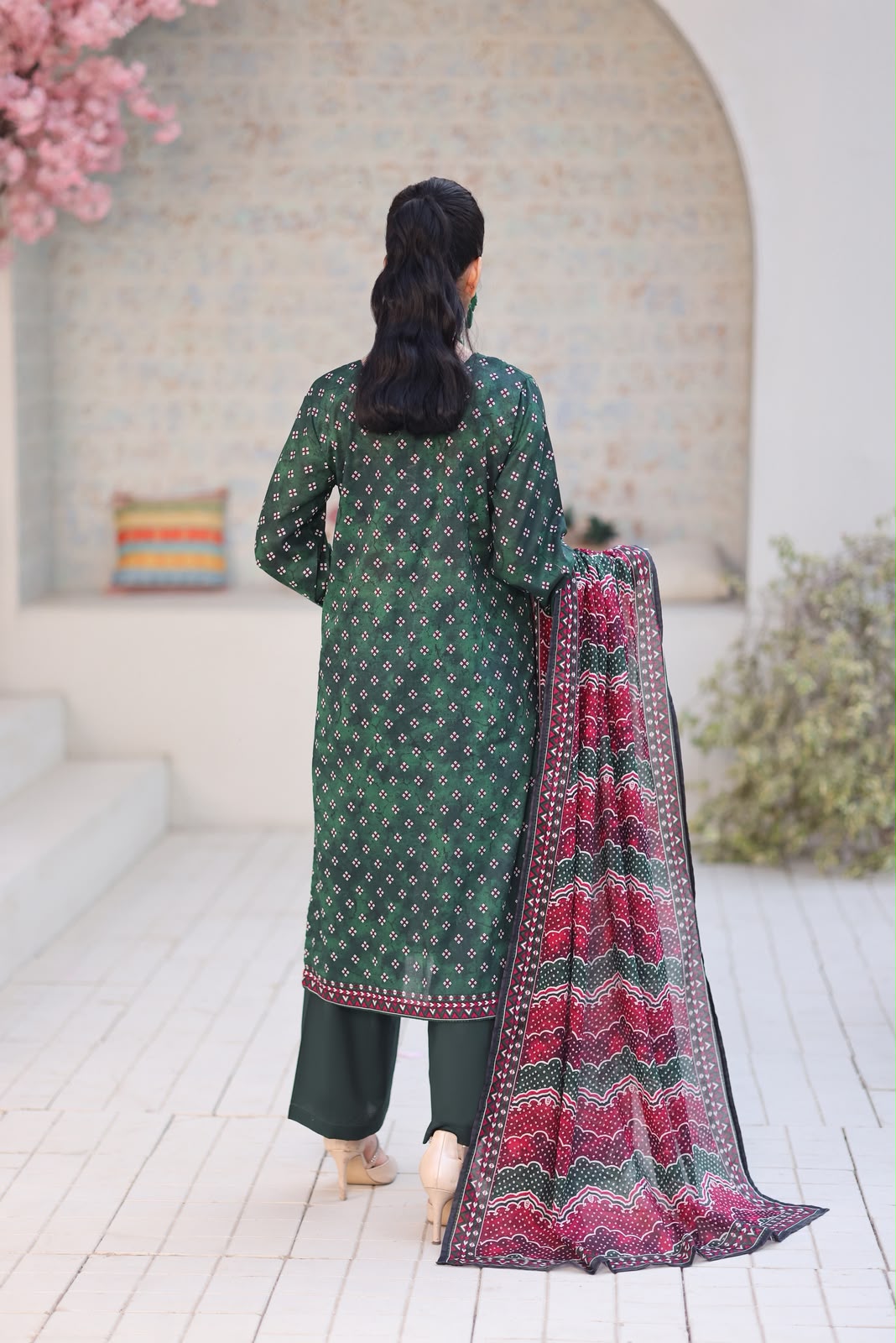Aizal Luxury Lawn Printed Vol-1 3Piece Stitched Collection 2026 D#-05
