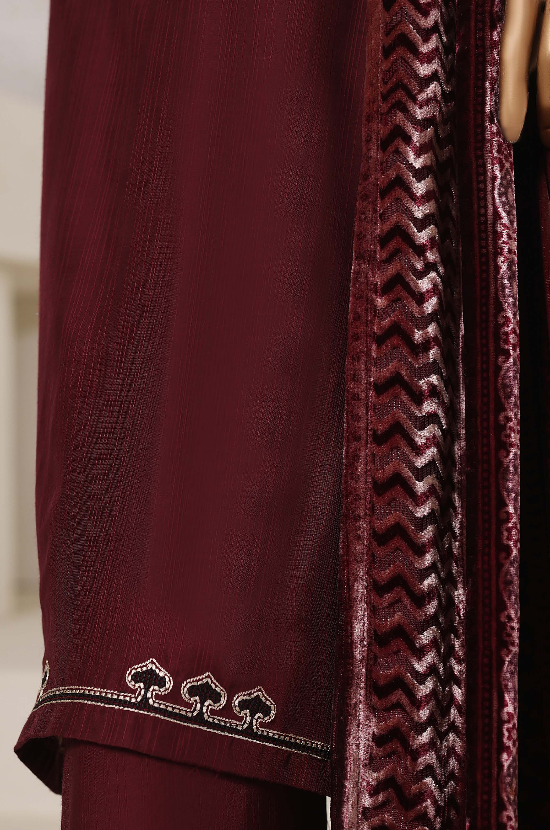 Sadabahar Stitched Embroidery Viscous 3Piece With Palachi Shwal Collection 2025 LEVP -02