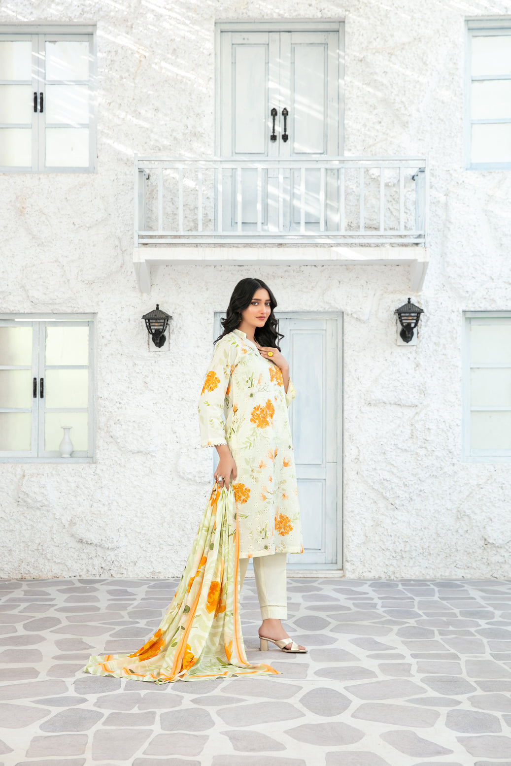 ROOH BY TAWAKKAL LUXURY FESTIVAL SCHIFFLI CHIKENKARI EMBROIDERY 3PIECE STITCHED COLLECTION 2026 D#-04