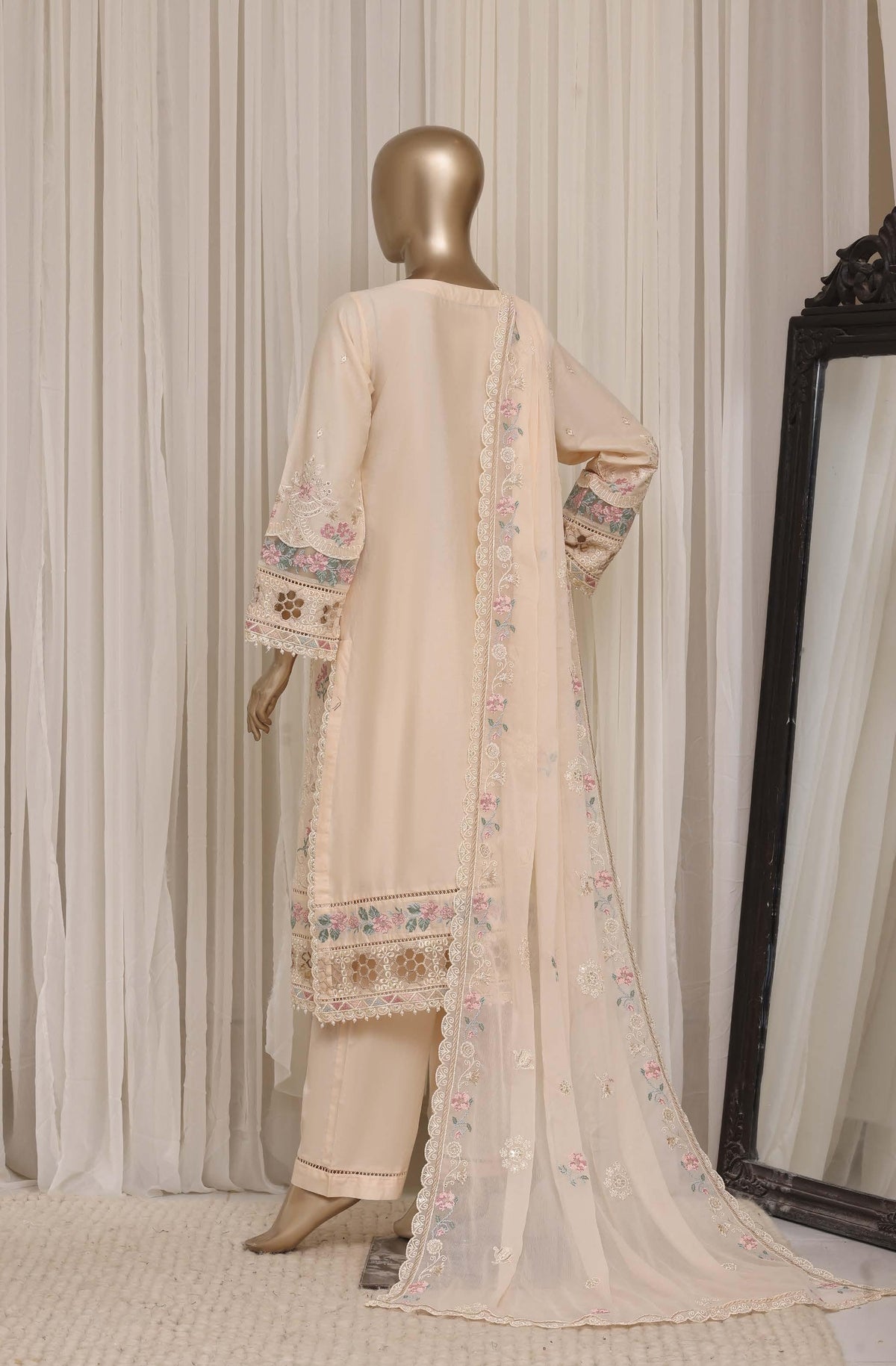 Sadabahar Luxury Slub Lawn Embroidery Stitched Vol-08 Collection 2026. LEL-1012