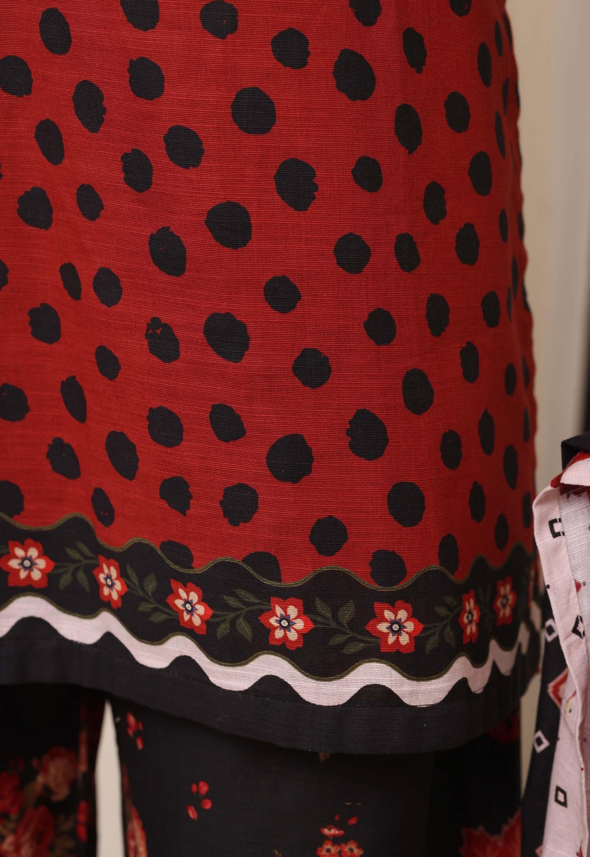 Sadabahar Luxury Khaddar Printed Winter 3Piece Vol-02 Collection SDKHV2-04