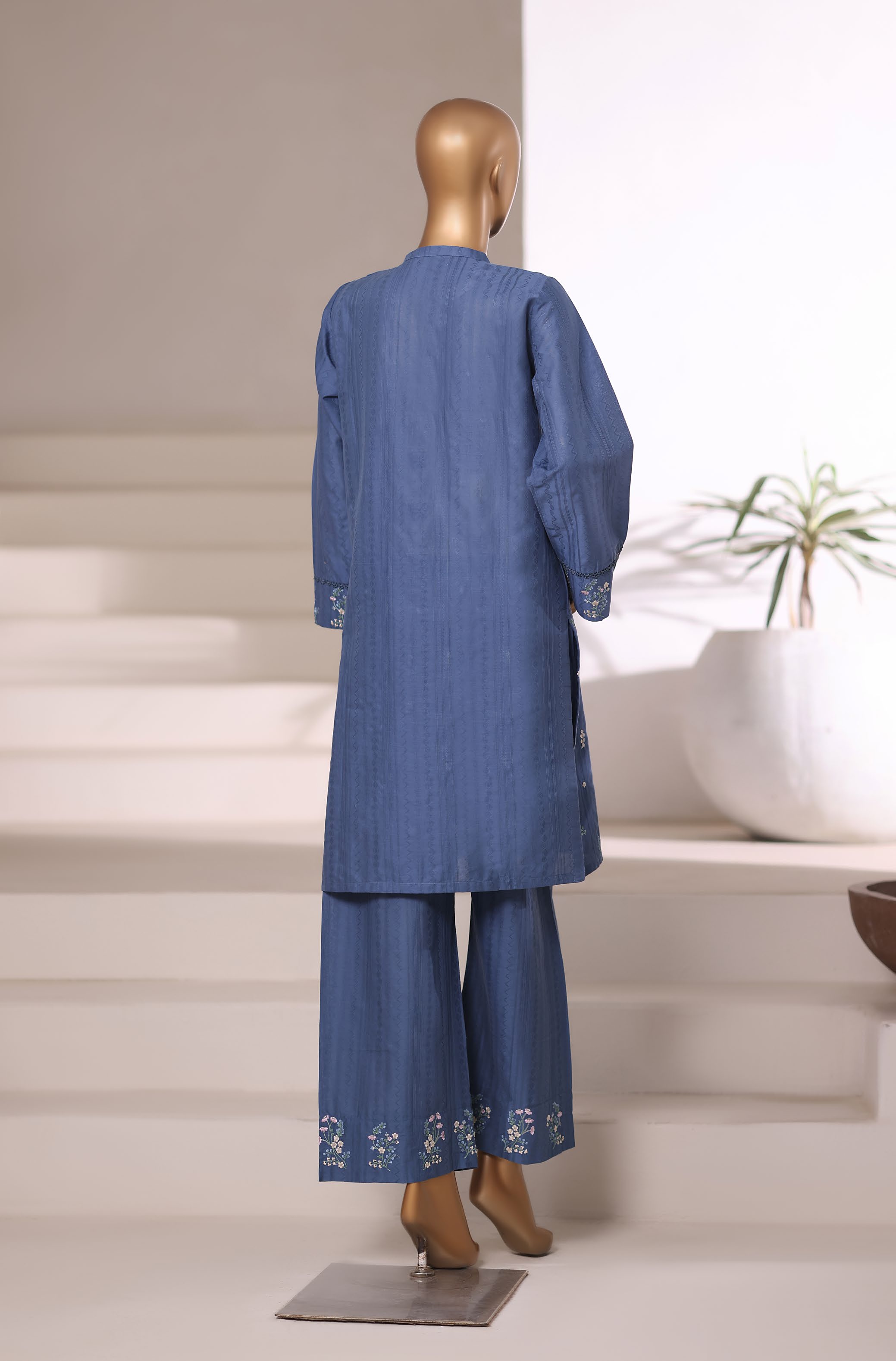 SADABAHAR Vybe Embroidered Set 2PlECE STITCHED COLLECTION 2025 D-402 Blue