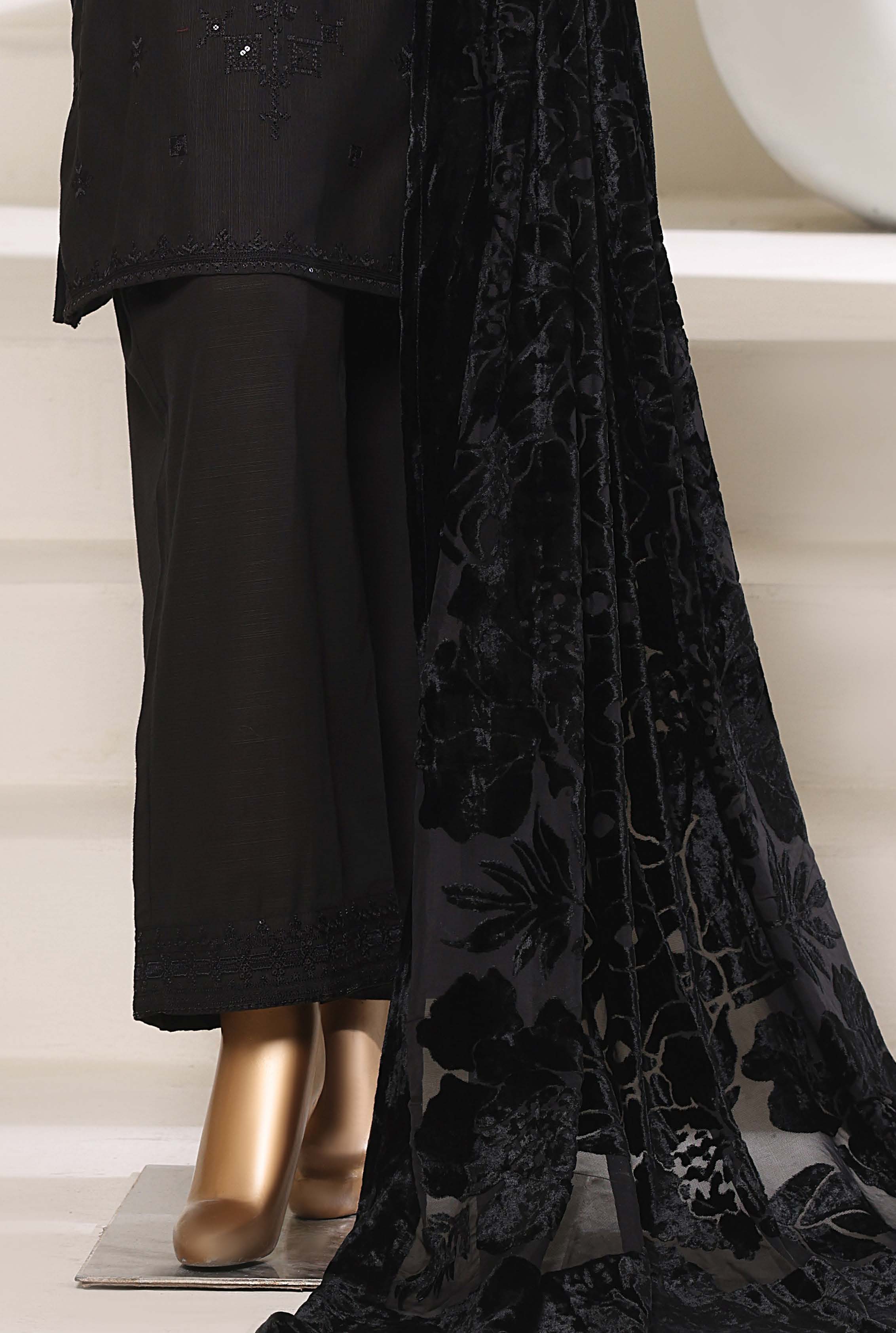 Sadabahar Stitched Embroidery Khaddar 3Piece With Palachi Shwal Collection 2025 LEKP -02