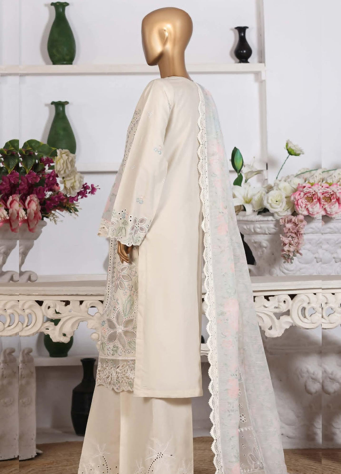 Hz Muse Luxury Heavy Embroidery Festive 3Piece Stitched Collection 2026 D#-06