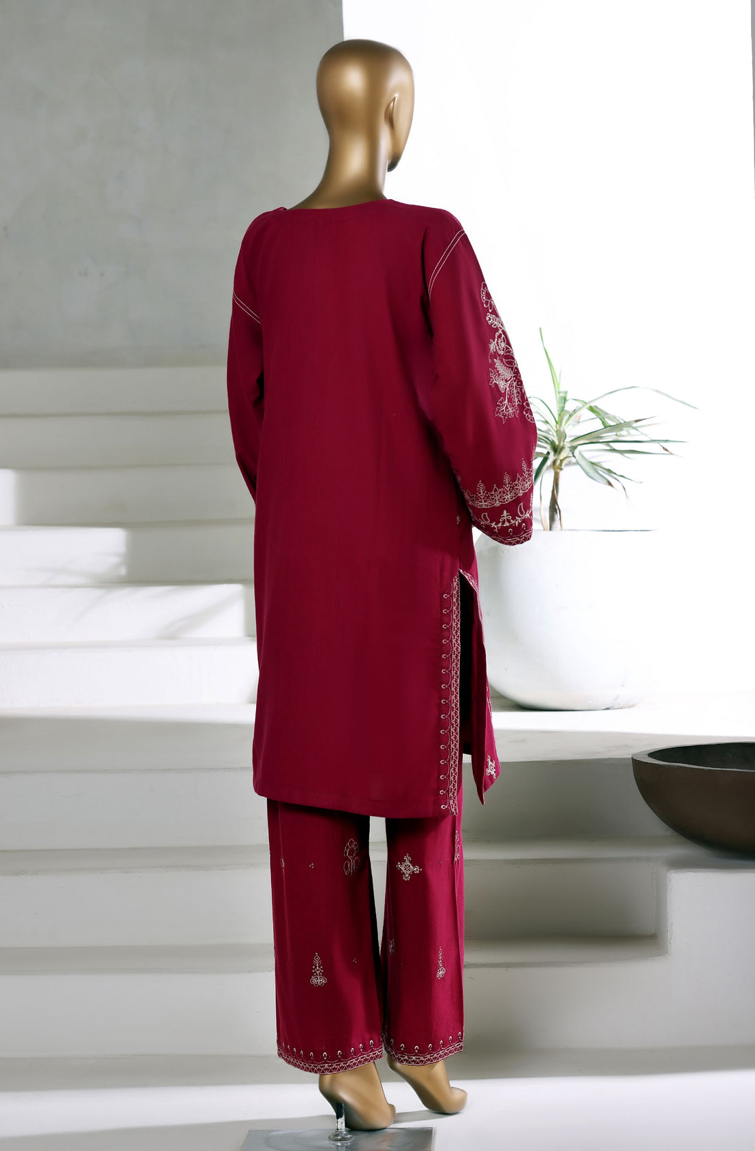 SADABAHAR Vybe Khaddar Embroidered Set 2PlECE STITCHED Vol-04 COLLECTION 2025 D-309 Mahroon