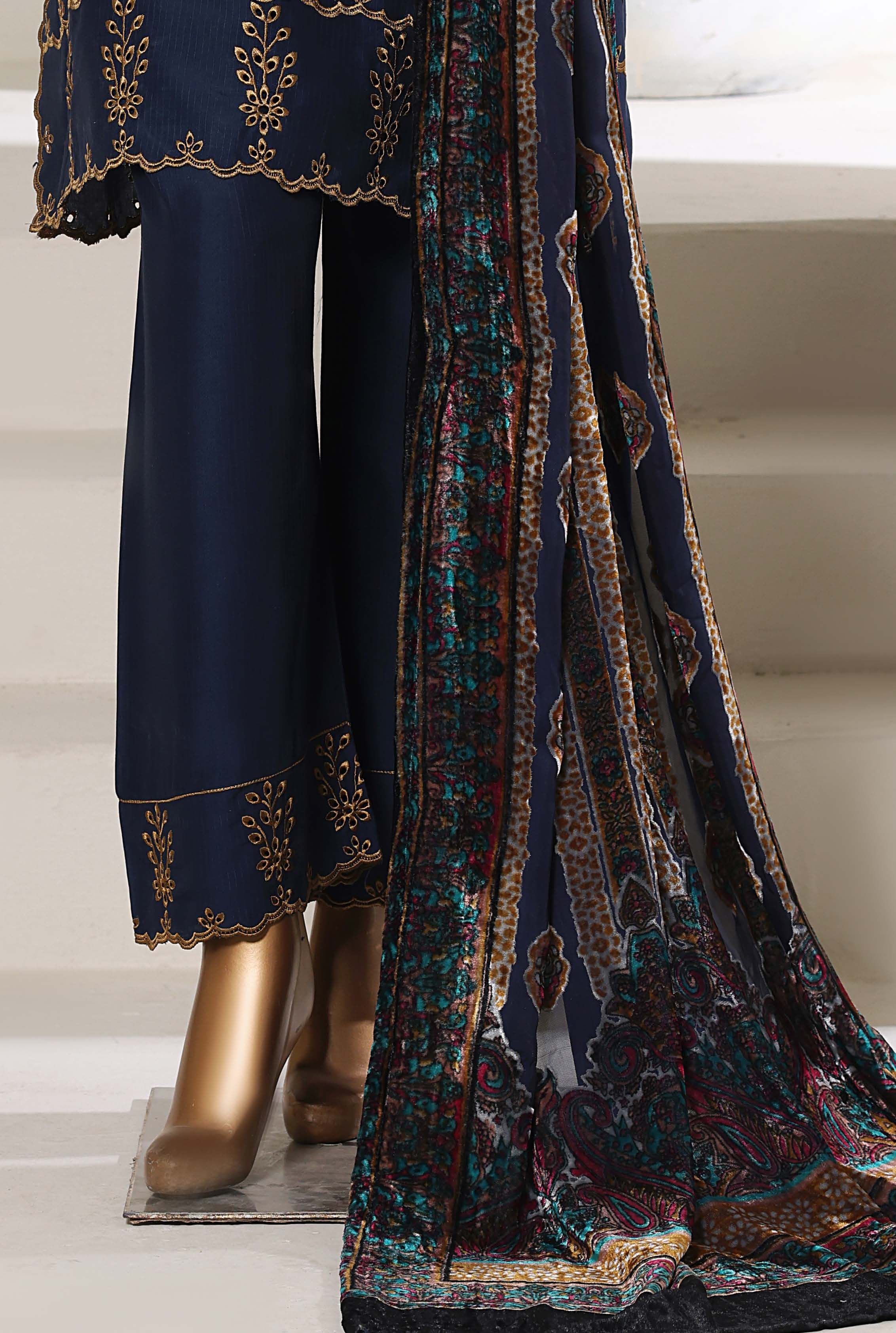 Sadabahar Stitched Embroidery Viscous 3Piece With Palachi Shwal Collection 2025 LEVP -01