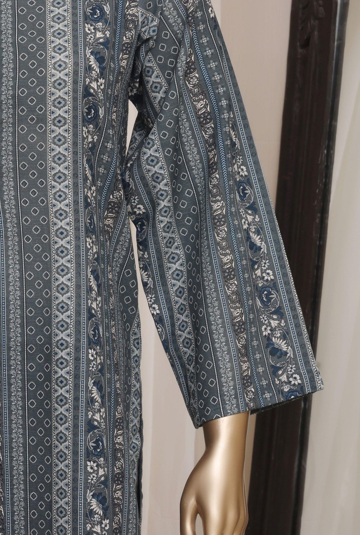 Sadabahar Luxury Khaddar Printed Winter 3Piece Vol-01 Collection SDKH-01