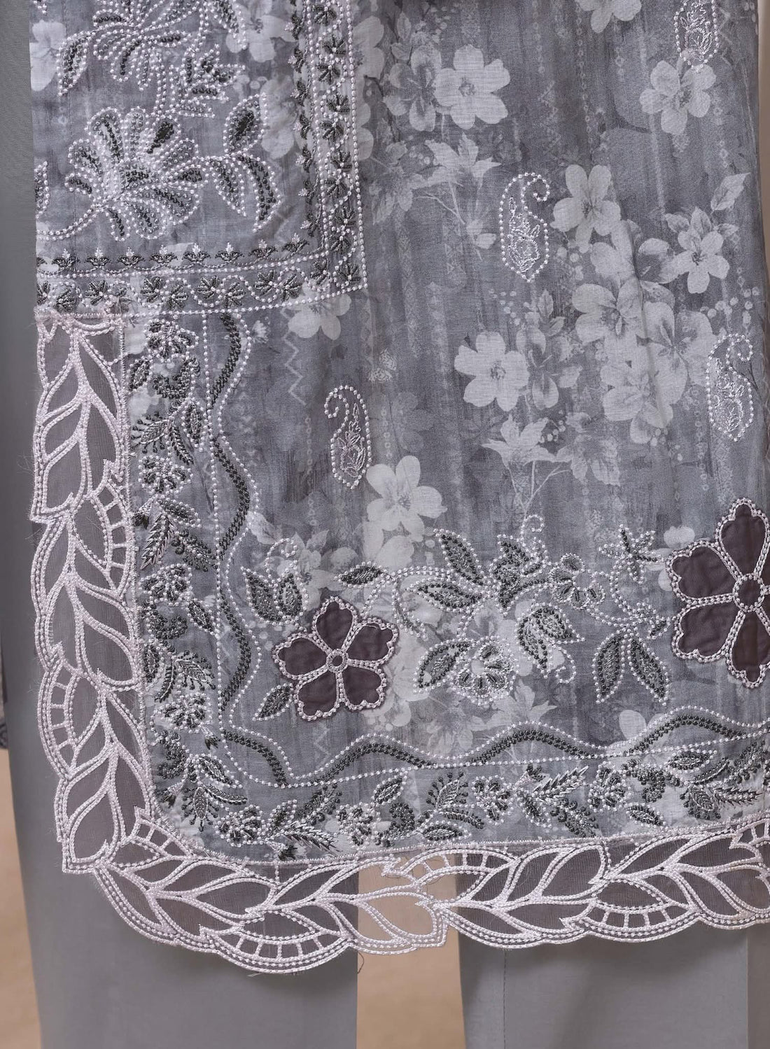 HZ Textiles Luxury Laserkari Embroidered Lawn Suit Stitched 3 Piece 2026 D#-09